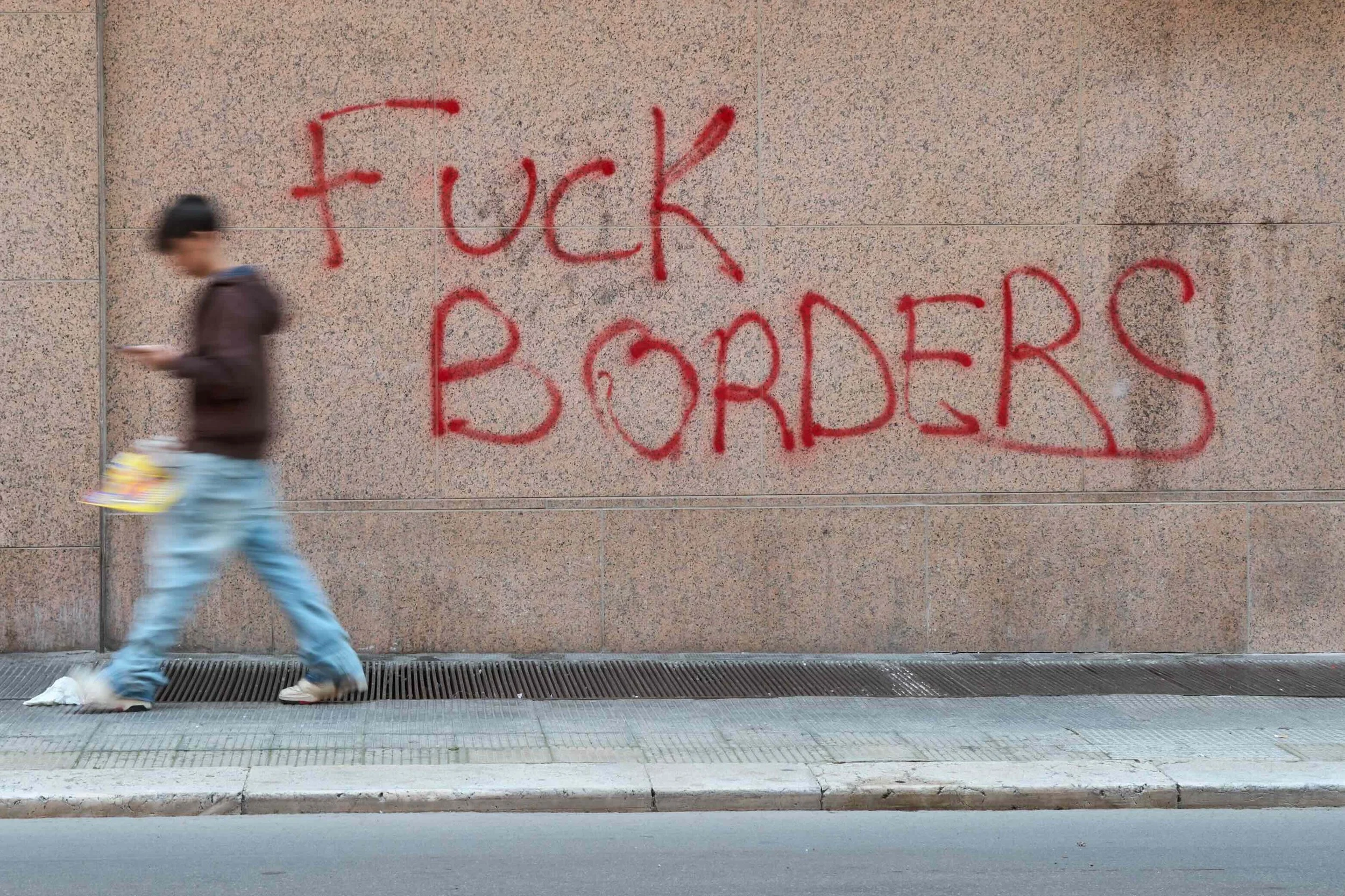 Fuck Borders
Matteo Della Torre Photography
Fotografo di ritratto, beauty, commerciale e reportage. Ritratti e Book per modelle e modelli. 
Studio: San Ferdinando di Puglia (BT).