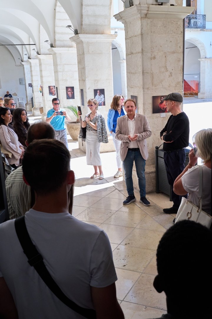 Mostra fotografica "I volti dell'accoglienza",  Manfredonia - 27 maggio - 13 giugno 2026