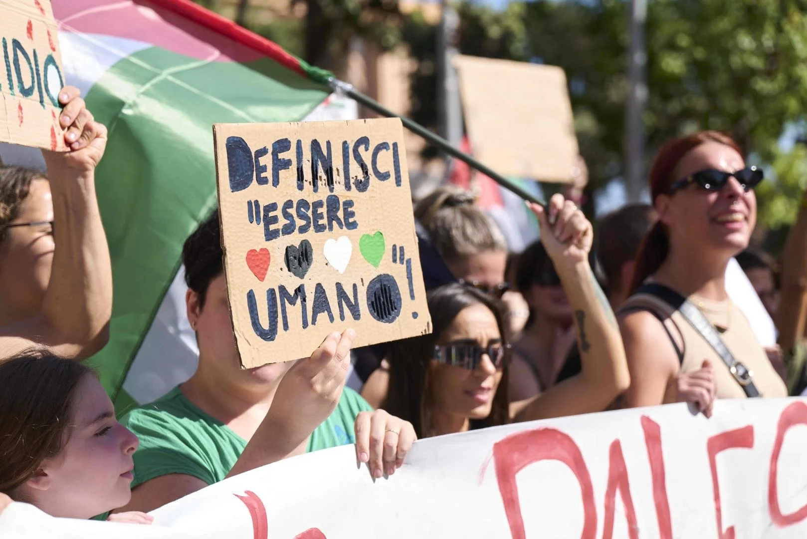 Manifestazione di Protesta per il genocidio a Gaza - Bari - 22 sett 2025
Matteo Della Torre Photography
Fotografo di reportage.
Studio: San Ferdinando di Puglia (BT).