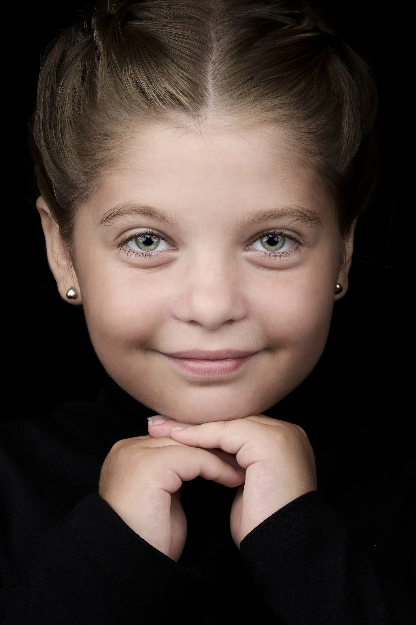 Micky, a portrait. 
Matteo Della Torre Photography
Fotografo di ritratto, beauty, moda e commerciale. Ritratti e Book per modelle e modelli. 
Studio: San Ferdinando di Puglia (BT).