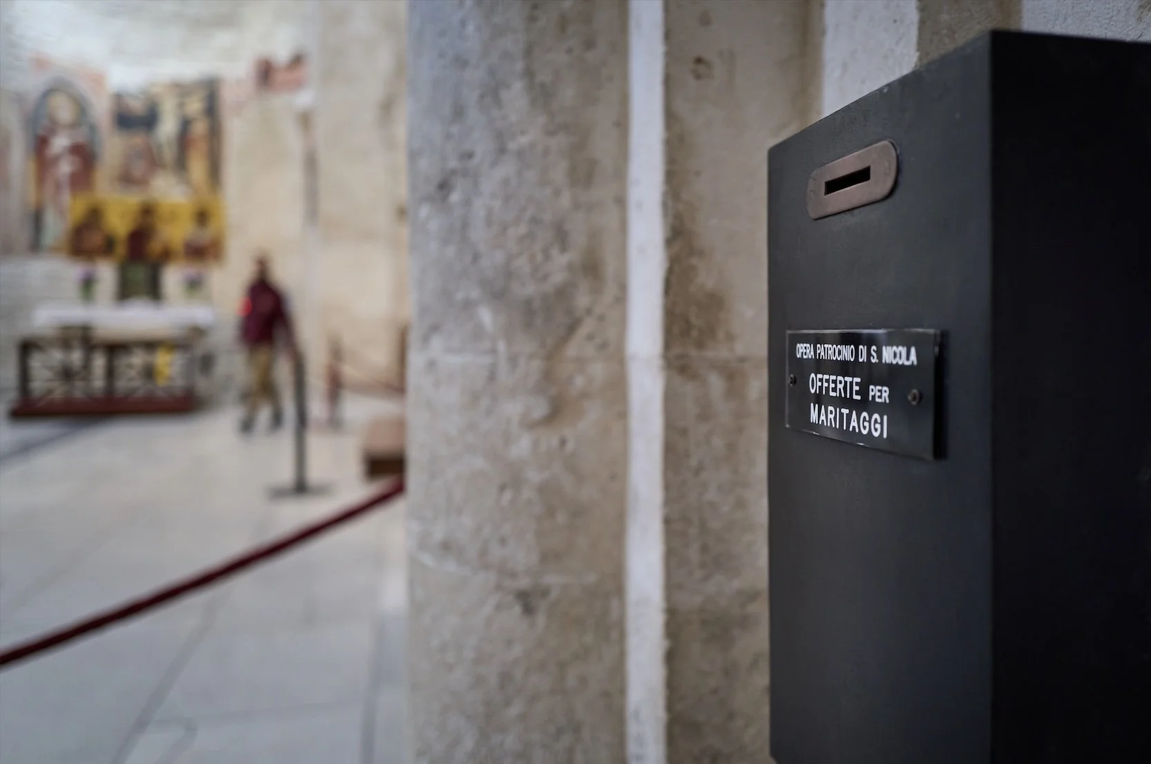 Offerte per maritaggi
Basilica di S.Nicola (Bari)
Foto: Matteo Della Torre Photography