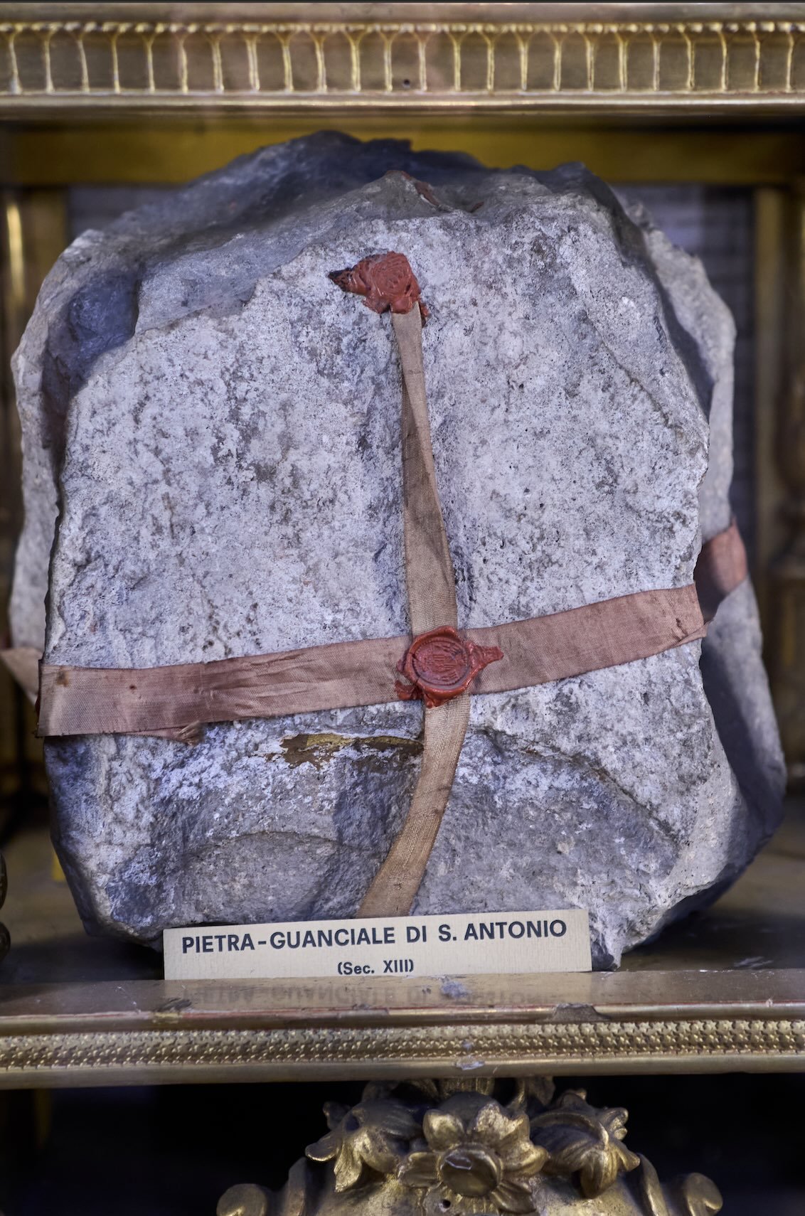 Pietra-Guanciale di S. Antonio da Padova
Matteo Della Torre Photography
Studio: San Ferdinando di Puglia (BT).