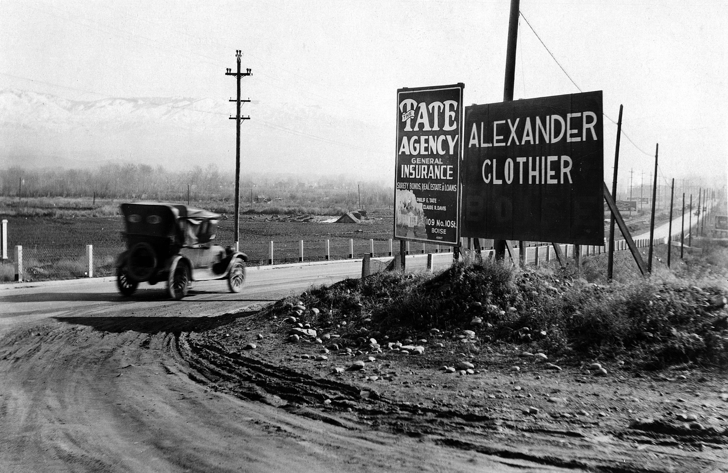 The intersection of Chinden and Garden between 1919 and 1939. | Idaho Transportation Department