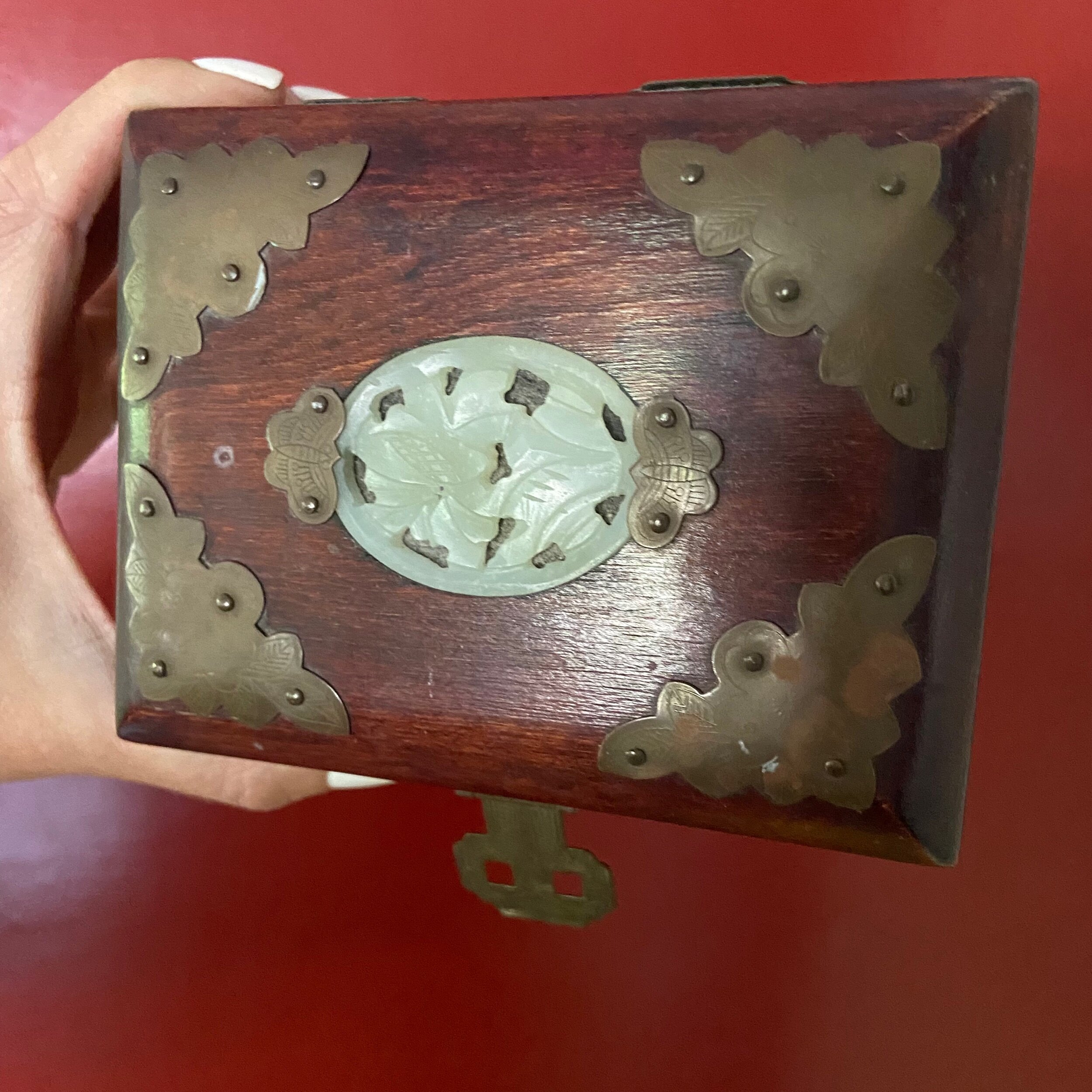 F4C81356-78CE-4D76-8F82-72559FE49963