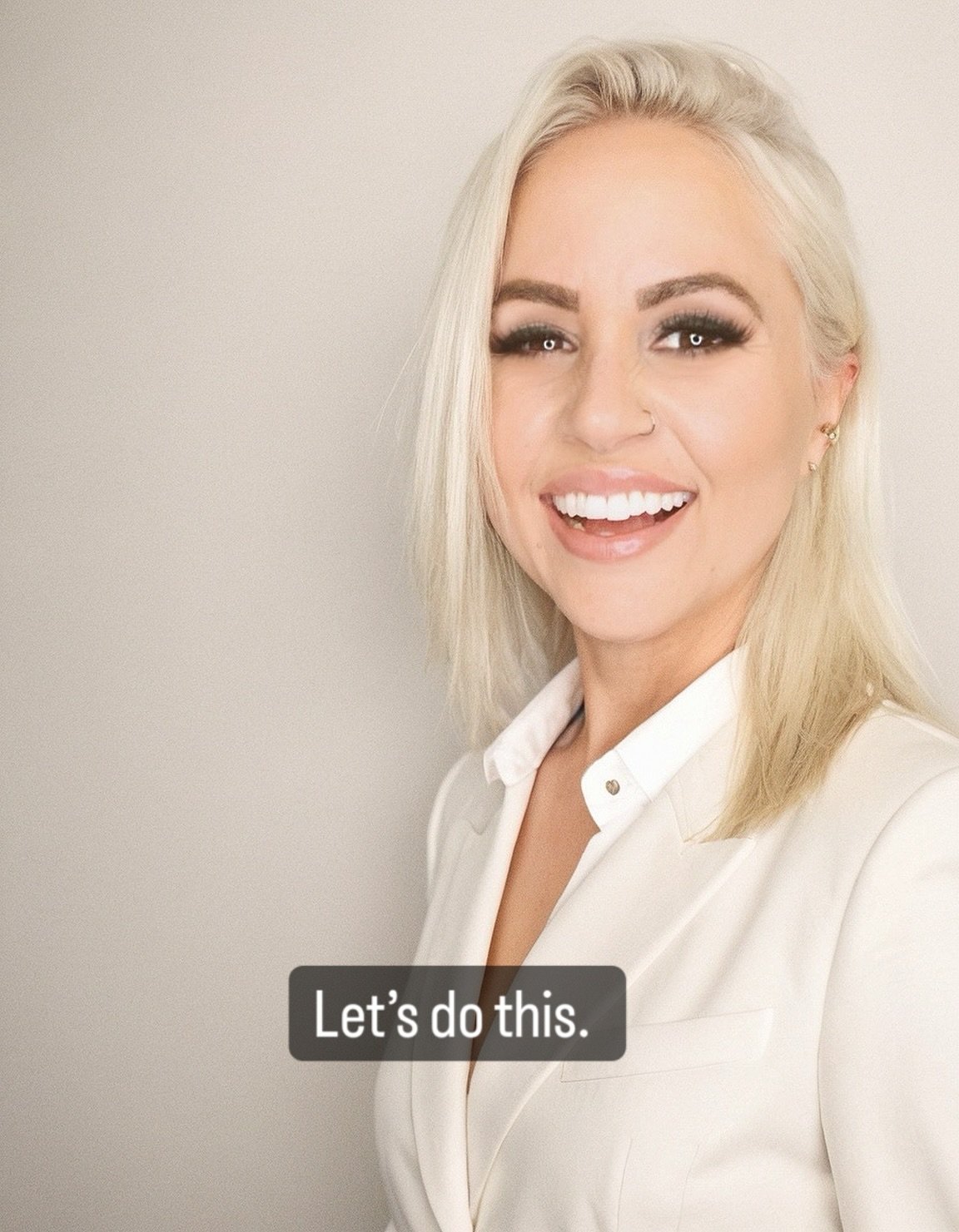 People of dentistry&hellip;
Lots of changes happening. Whatever you&rsquo;ve been waiting for, it&rsquo;s go time. 
You&rsquo;ve got this. 
Let&rsquo;s go!

xoxo,
@thetoothgirl 🦷🤍

#careerdevelopment #dentistrylife #dentistry #dentist #dentalstuden