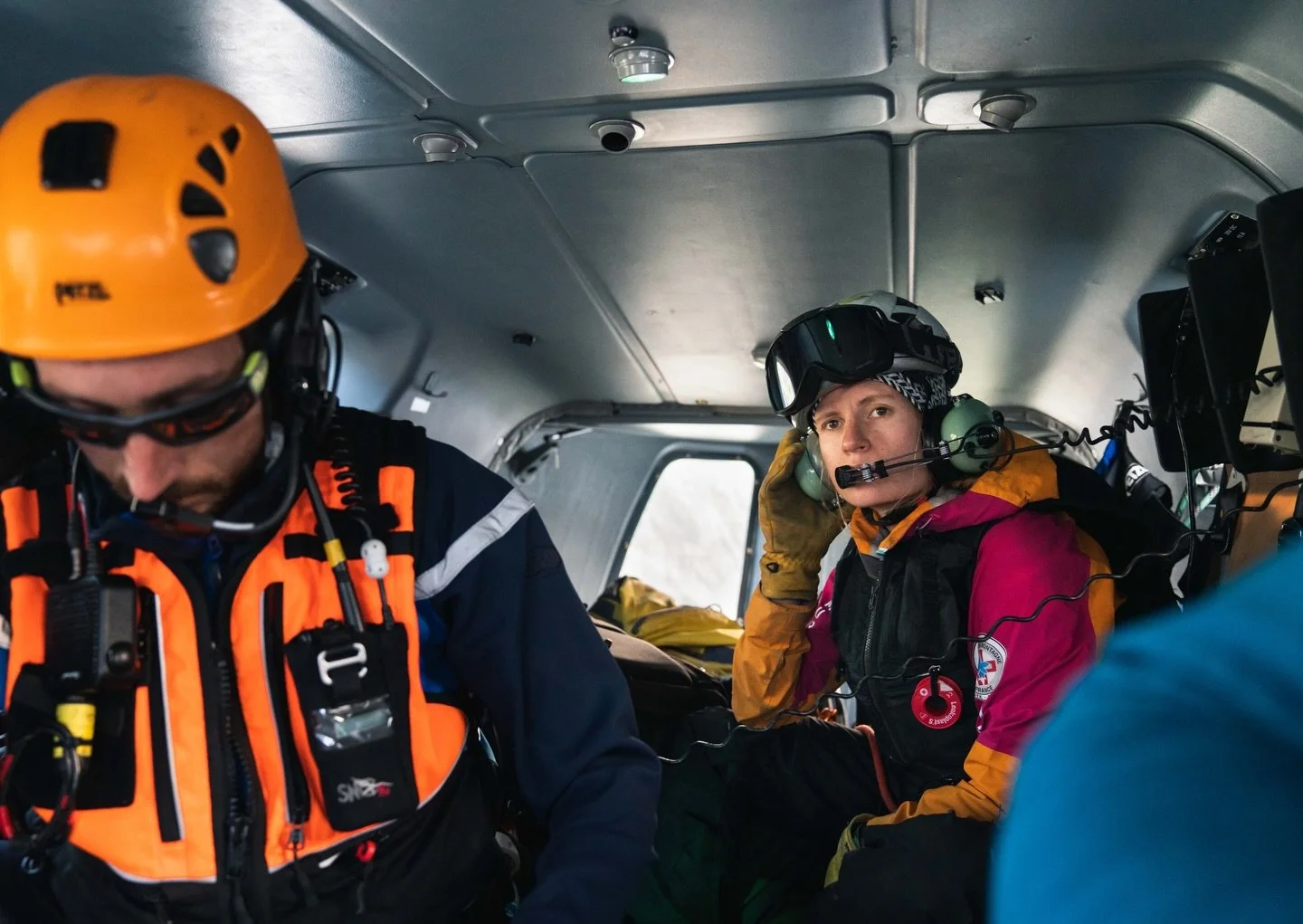 With the latest snow storm in the Alps bringing with it a fresh wave of avalanches and rescues it brings me back to flying and photographing the @pghmchamonix_officiel in live rescue operations. 

The skill and dedication in the teams at PGHM is rema
