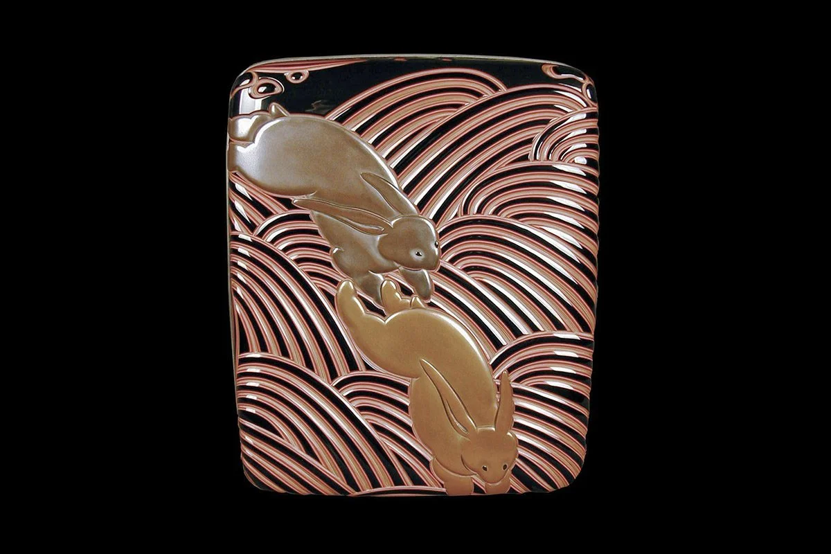 Tsuishu Yozei XX, Lacquer Kazaribako with Rabbits Running