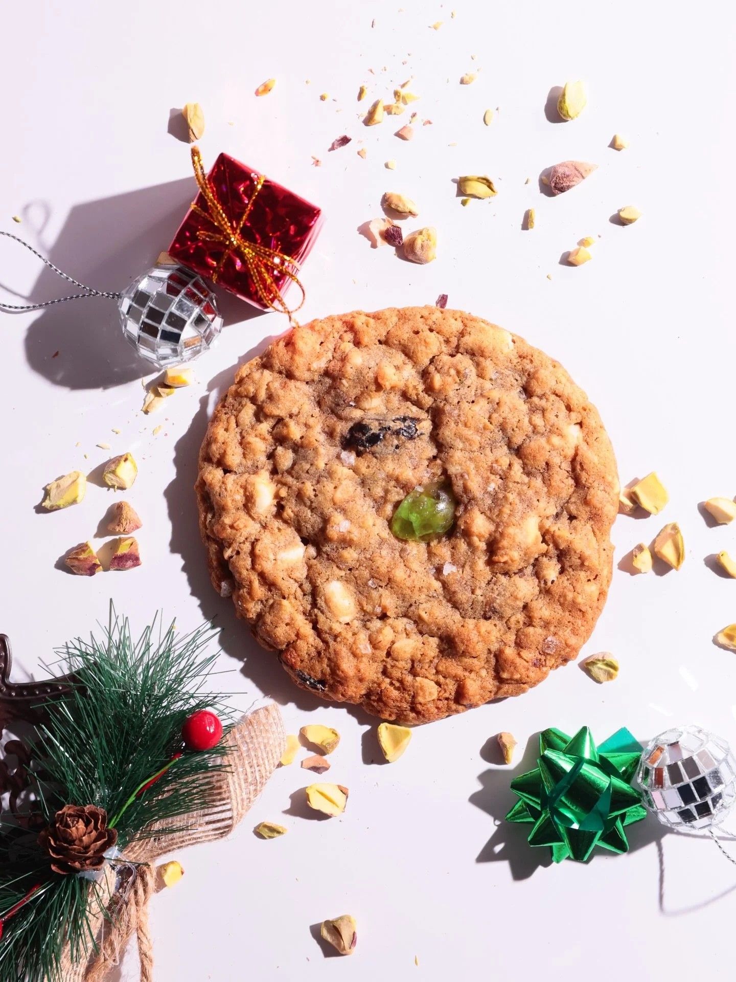 THE TIME IS NOW ⏰✨

🎁 Today (Tuesday 12.16) is the LAST DAY to place orders for the holiday season&mdash;let&rsquo;s GOOOOO!! The perfect time to send a fresh-baked gift to your favorite folks 💕

🍪 Merry Cherry Pistachio, Peppermint Hot Cocoa, and