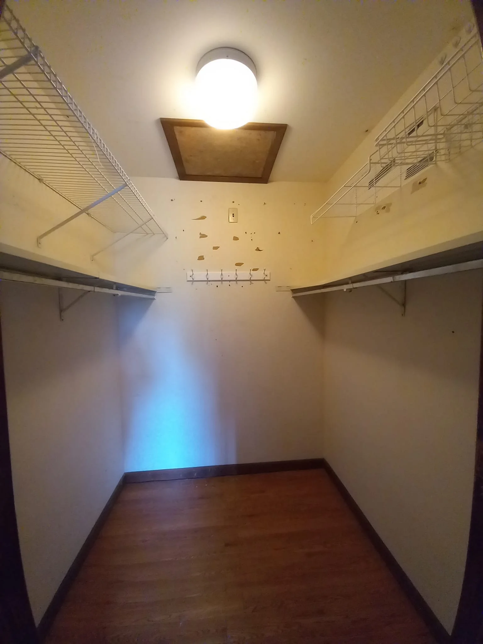 janelle closet 3.jpg