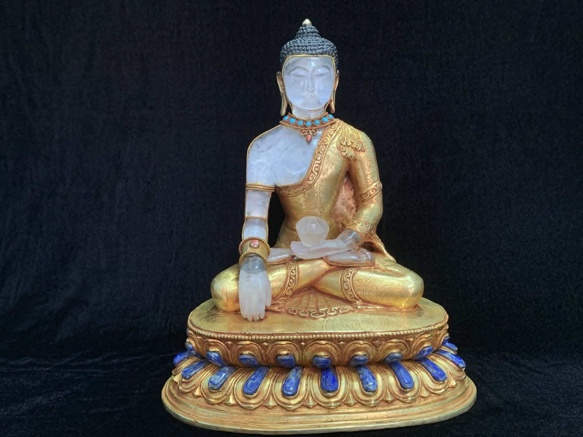 Magnificent Crystal Shakyamuni Buddha Statue