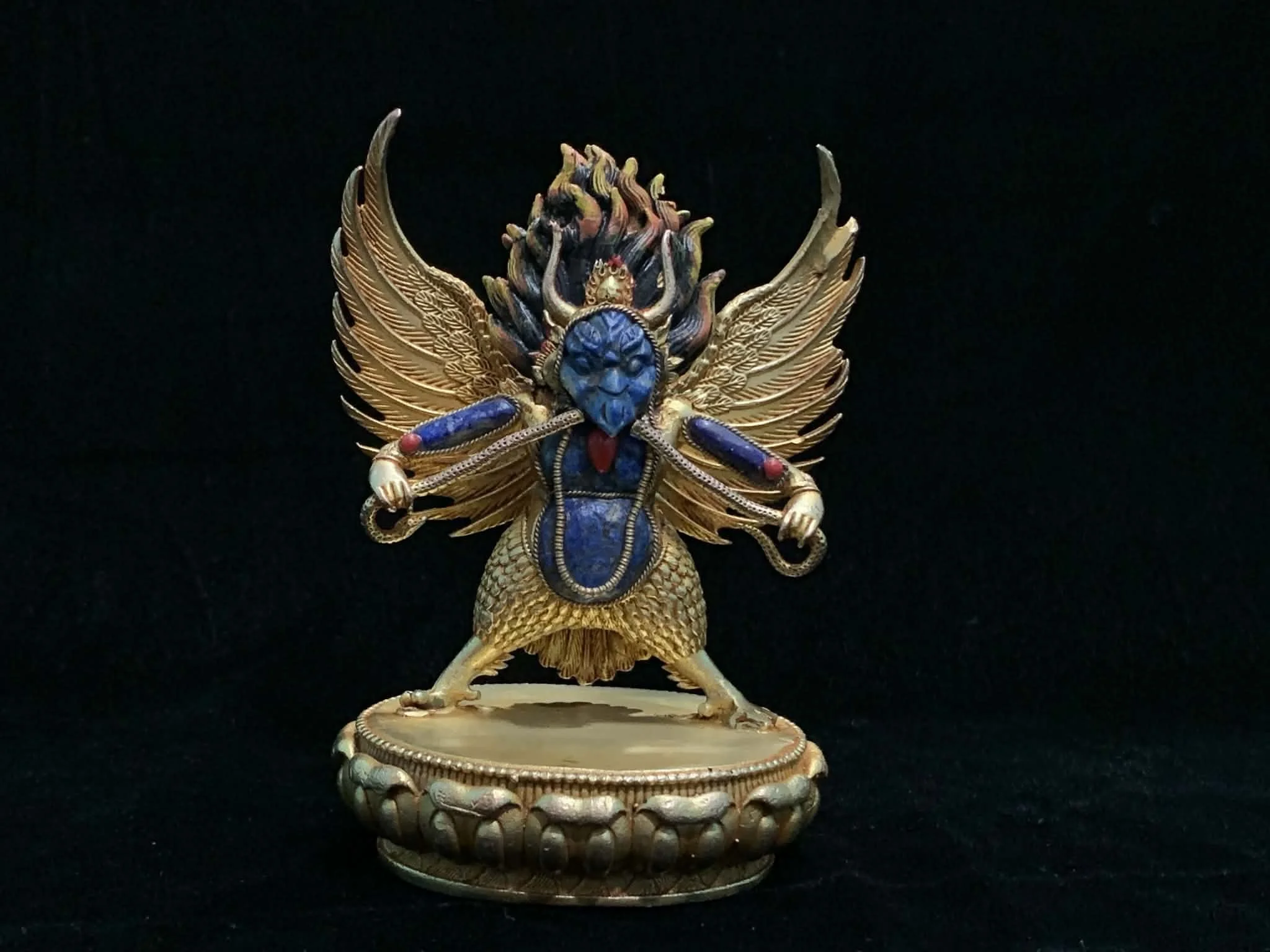 Lapis Garuda Statue