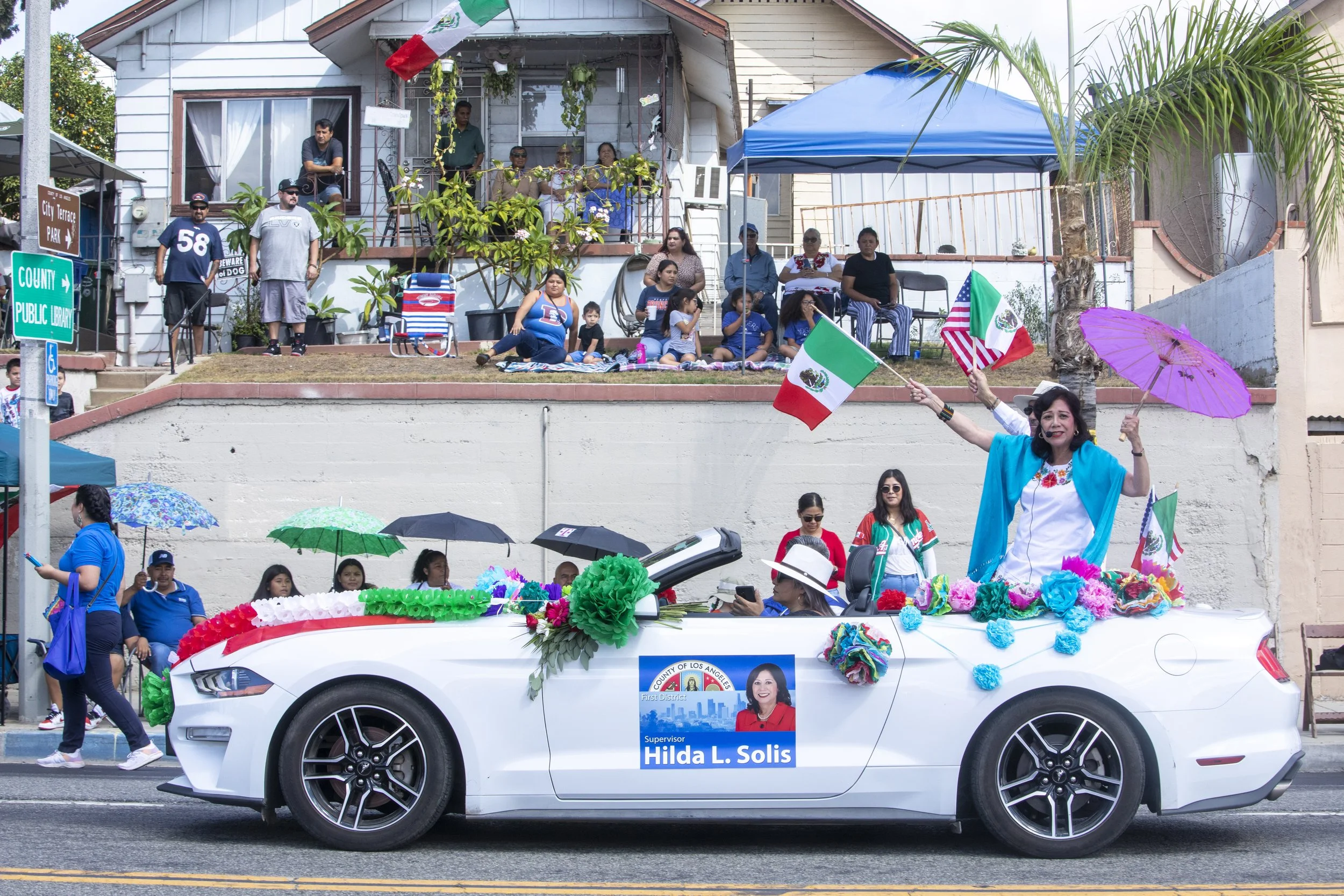 SolisParade01.jpg