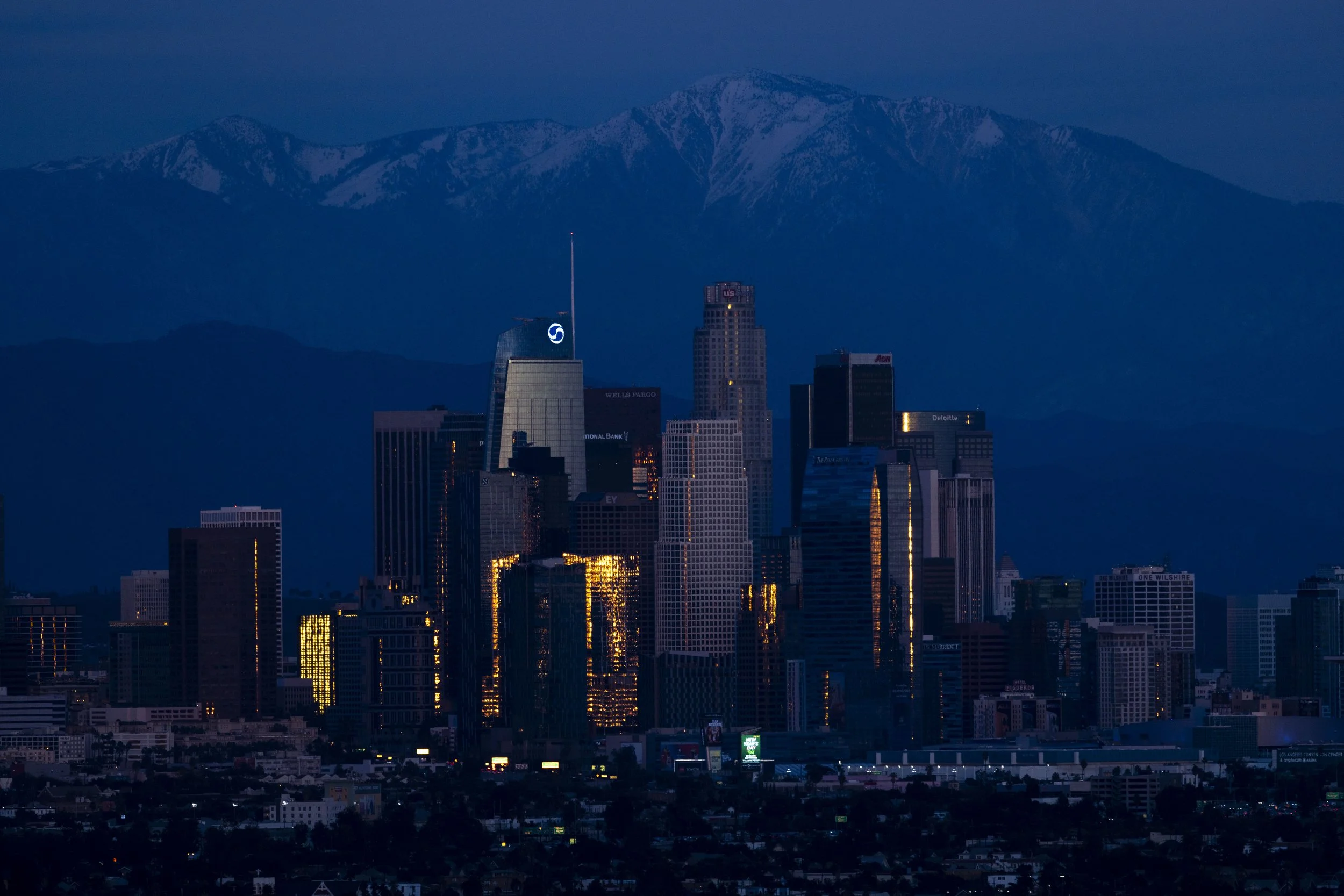 120425_LAnightSkyline_Connelly001.JPG