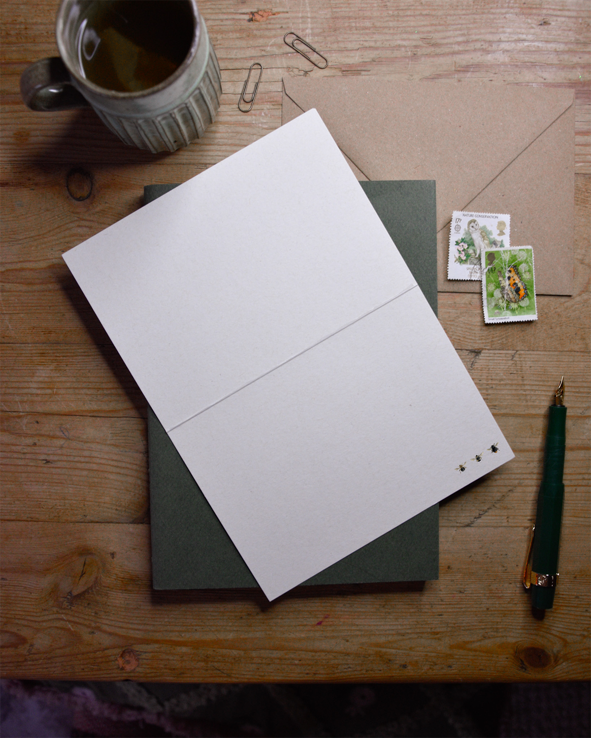 BM46 HAP-BEE BIRTHDAY CARD INTERNAL.png