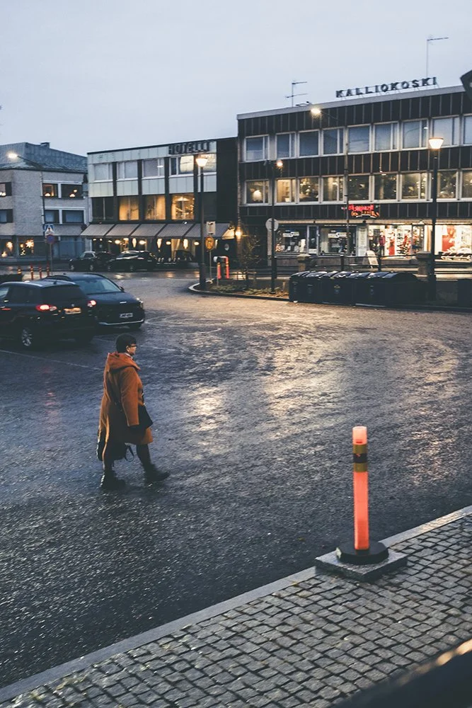 Valovia Sastamalan torilta.