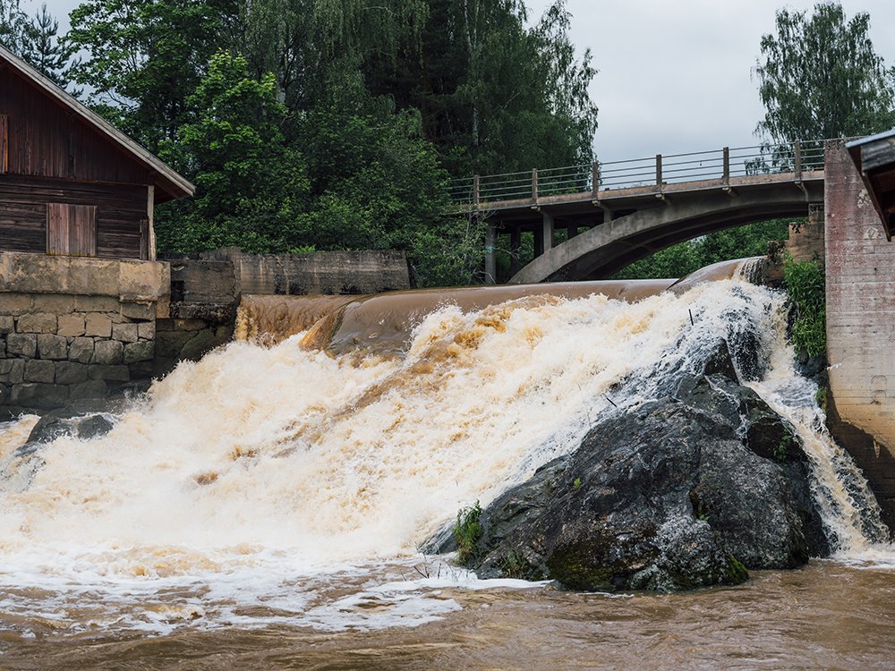Valokuvia Tönnönkoskesta (Porvoonjoki). Valokuvia Orimattilasta