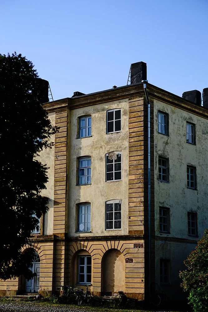 Valokuvia Suomenlinnasta. Helsingin kauniita rakennuksia.