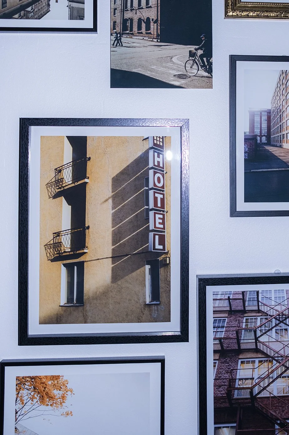 HOTELLI TAMMELASSA (30x40cm)