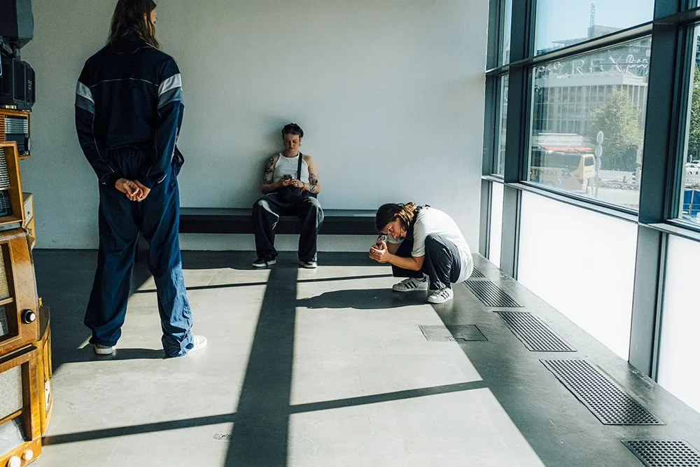 Nuoria Helsingissä. Kuvia Helsingistä