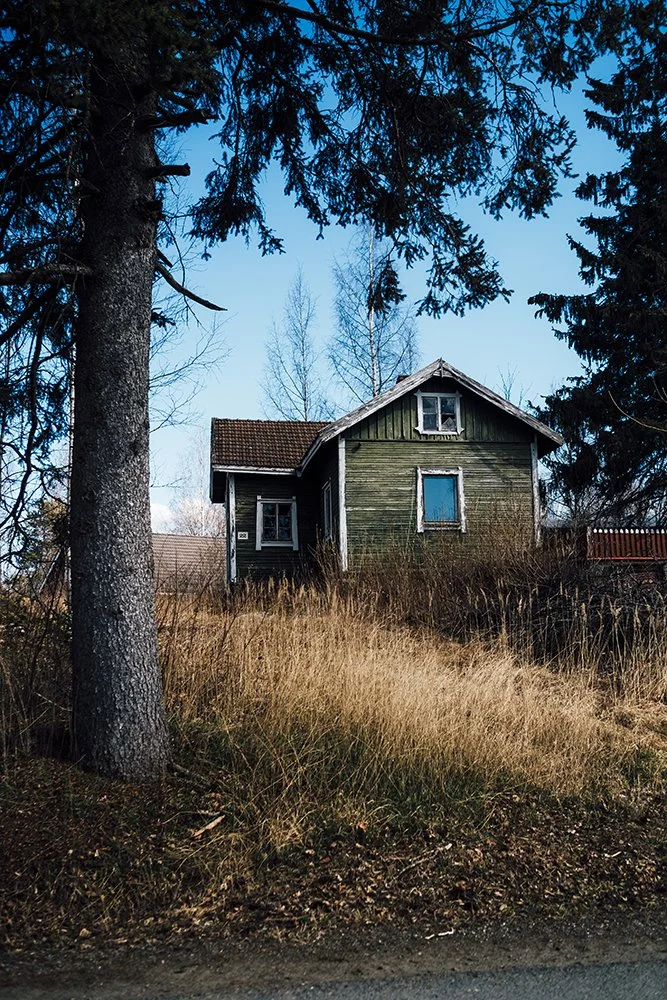 Puutalo Sahalahdella. Valokuvia Pirkanmaalta