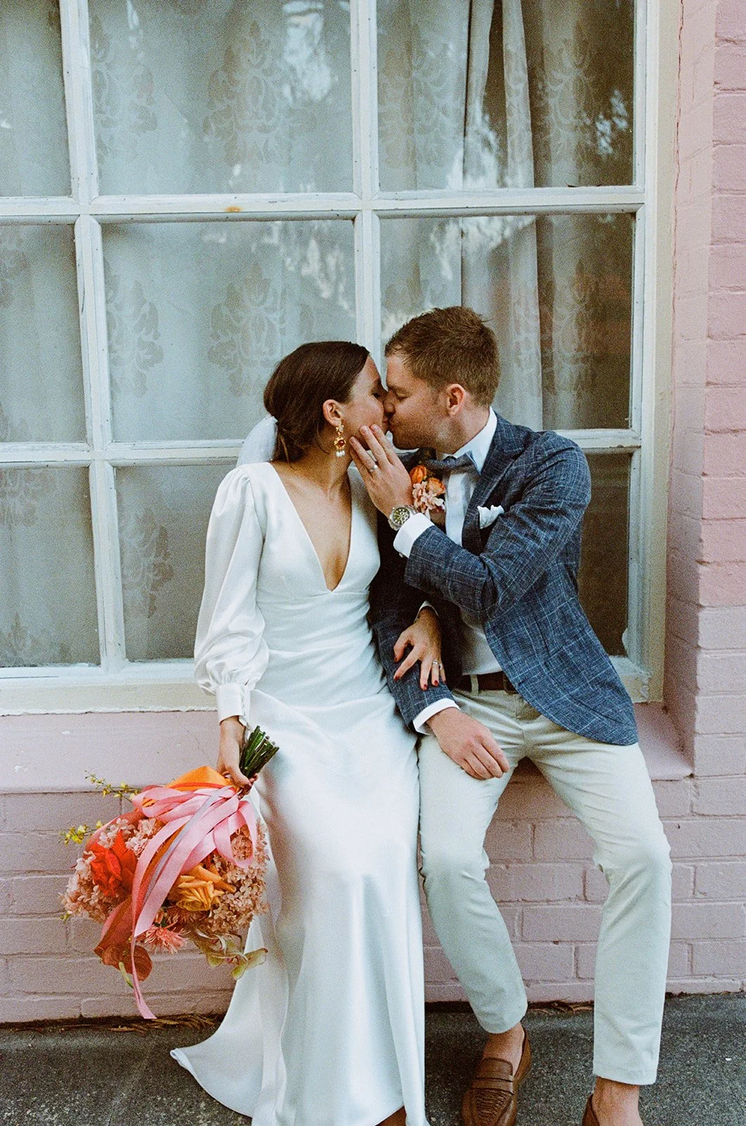 How to Choose a Wedding Stylist