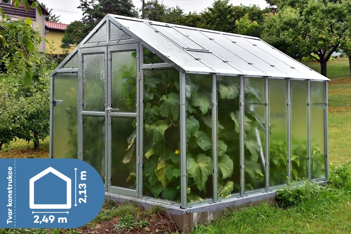 Skleník Variant J šířky 2,5 m od českého výrobce Limes