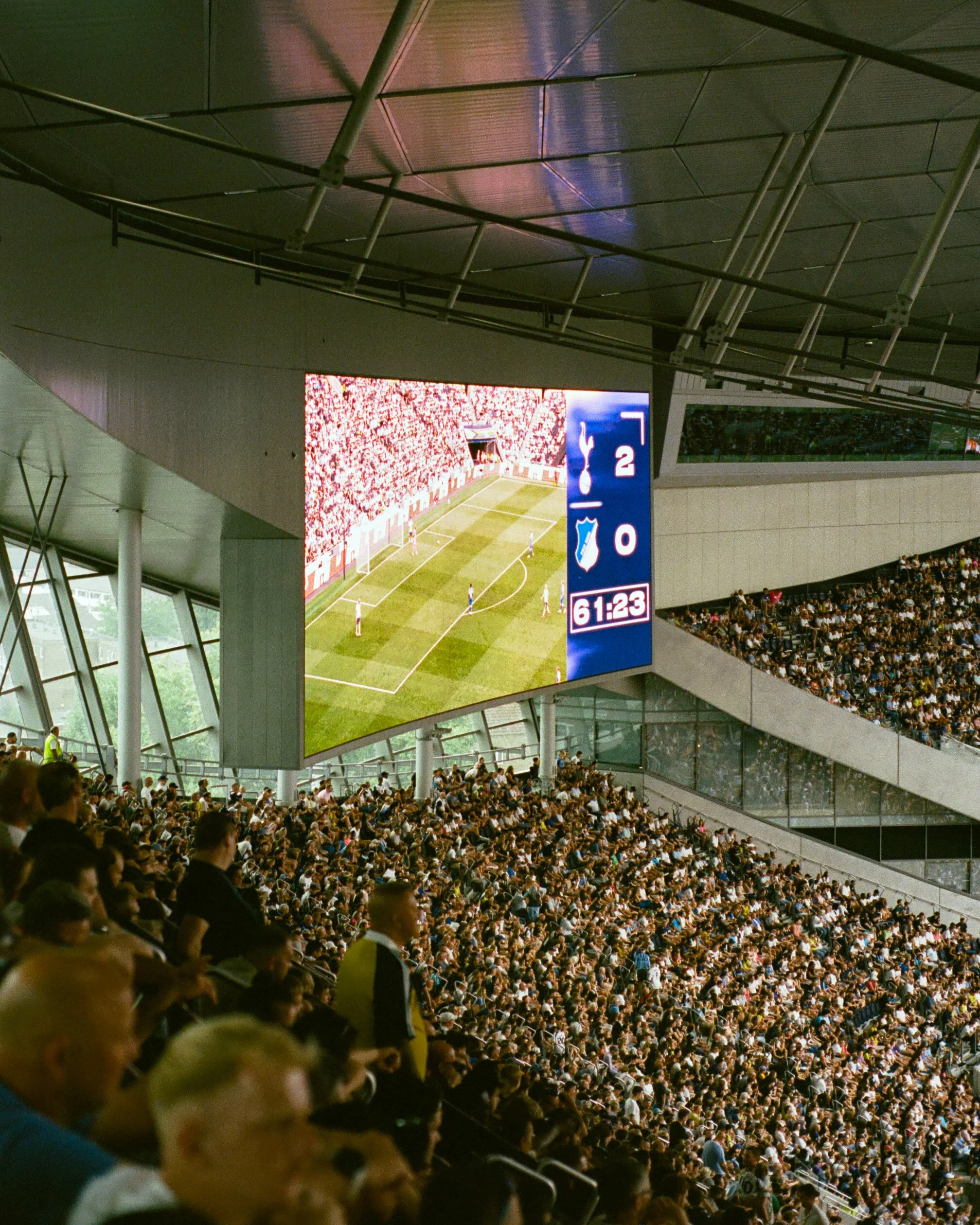 260815_Tottenham_film_46.jpg