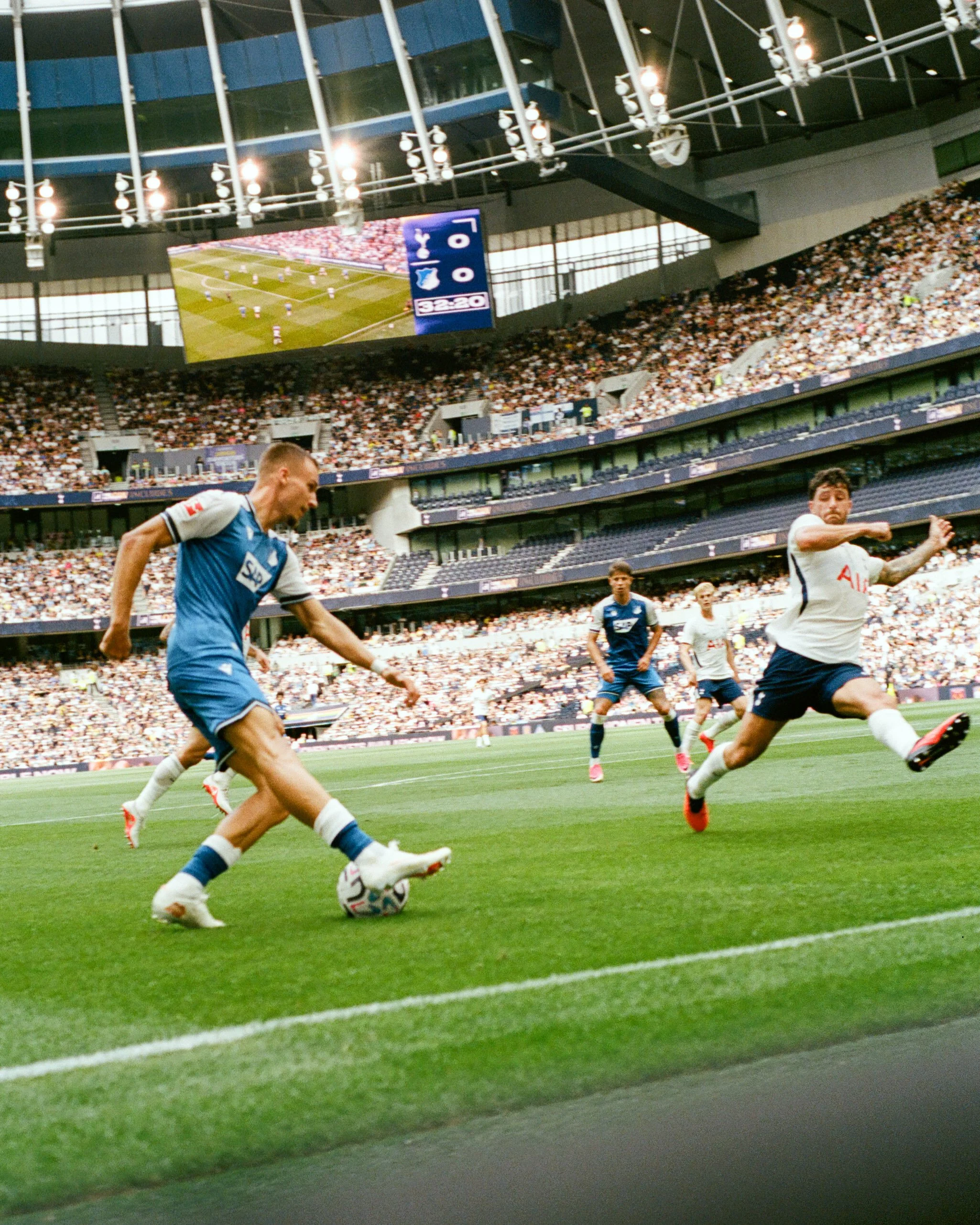 260815_Tottenham_film_41.jpg