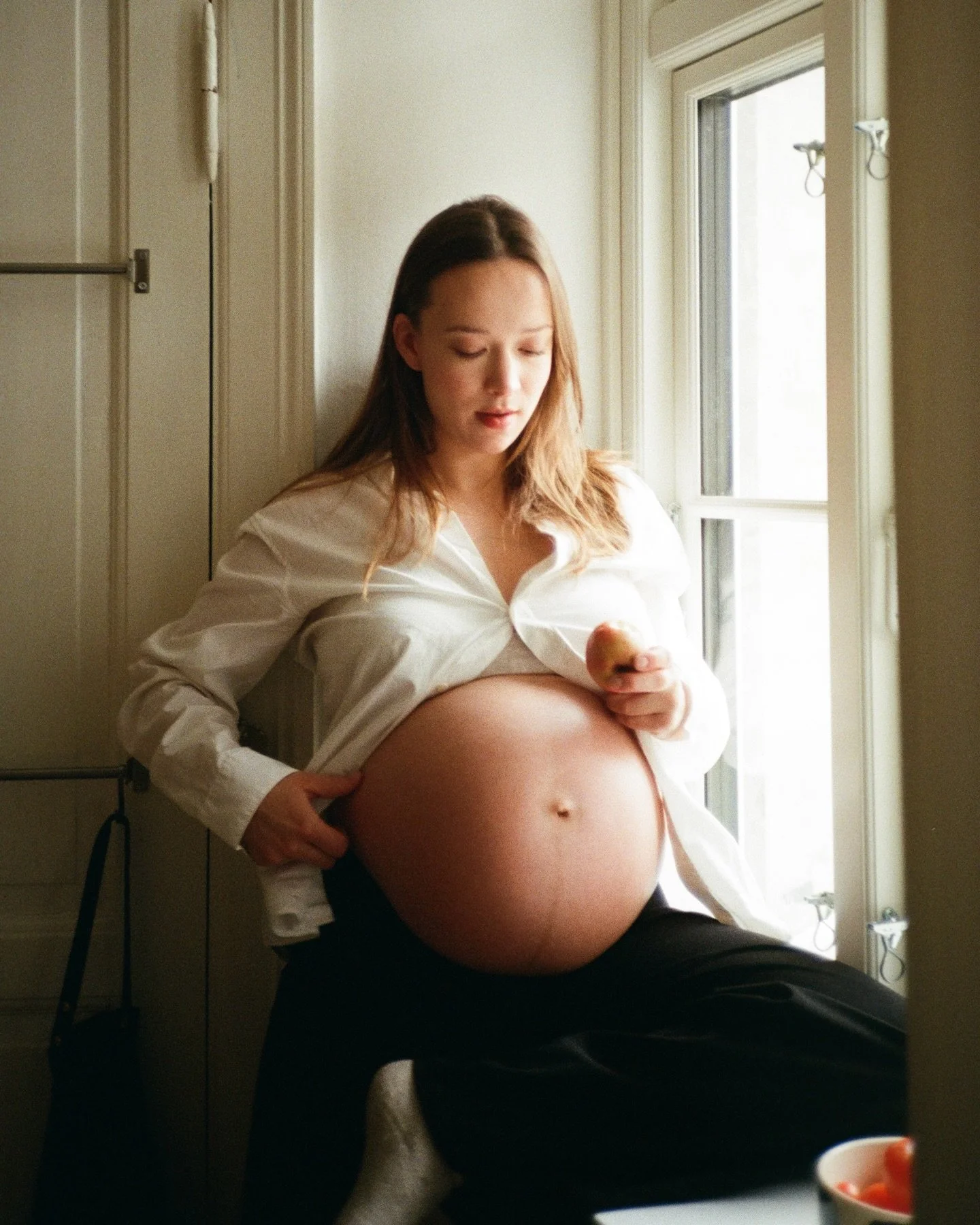 Kaia p&aring; film 🎞️

Jeg havde slet ikke regnet med den respons, jeg har f&aring;et de sidste par dage. Tusinde tak for alle jeres beskeder og henvendelser! Jeg &aring;bner stille og roligt op for flere analog sessions, men indtil videre kan du se