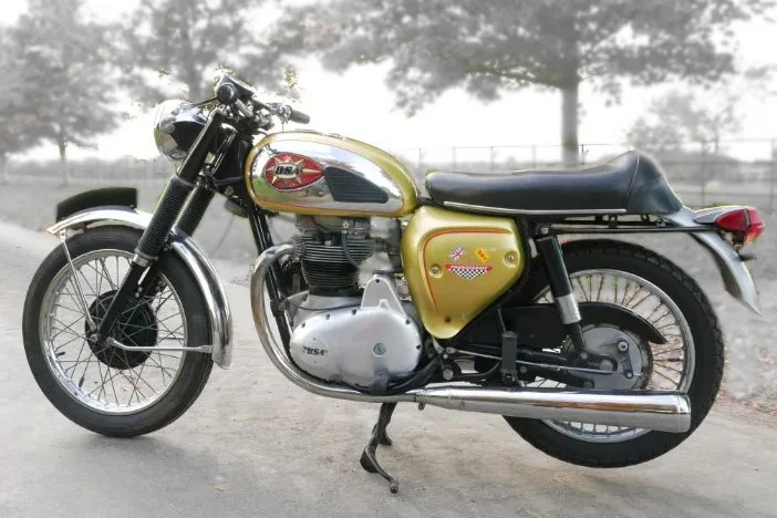 Starter Kit Fitted to the BSA A65 Thunderbolt