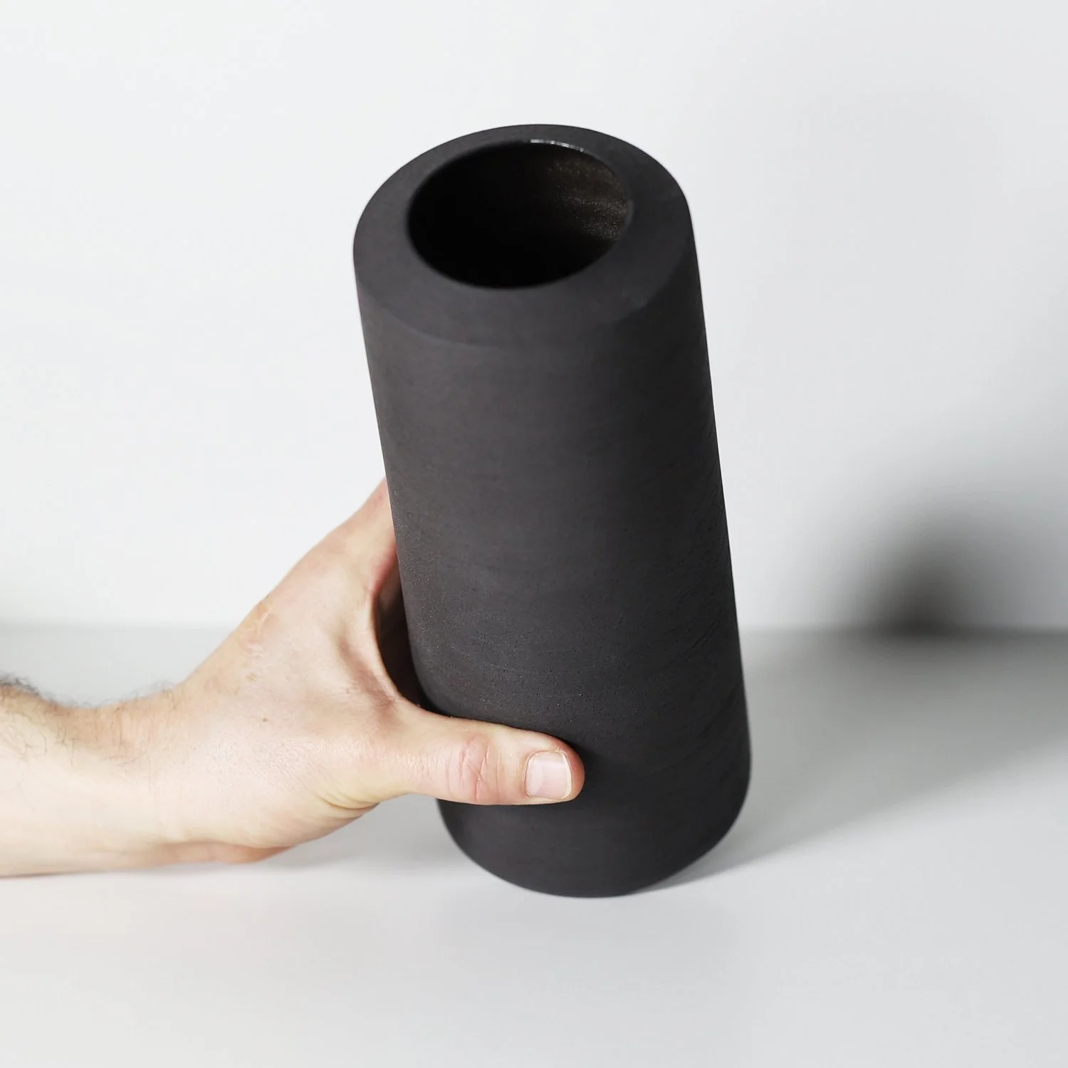 Vase-schwarz-03-25.jpg