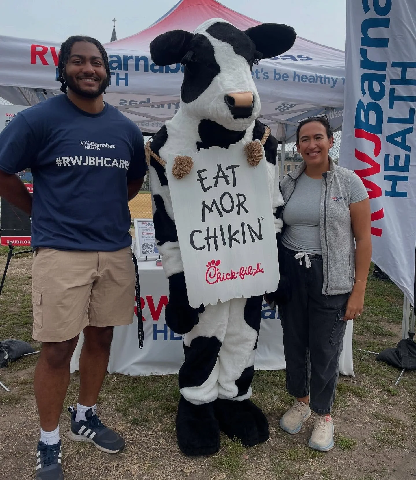 One of our favorite community events - and one of our favorite mascots to work with! Managing for RWJBarnabas Health, we participated in the Youth Foundation of Jersey City&rsquo;s Summer Event, helping to bring young people across the city together 