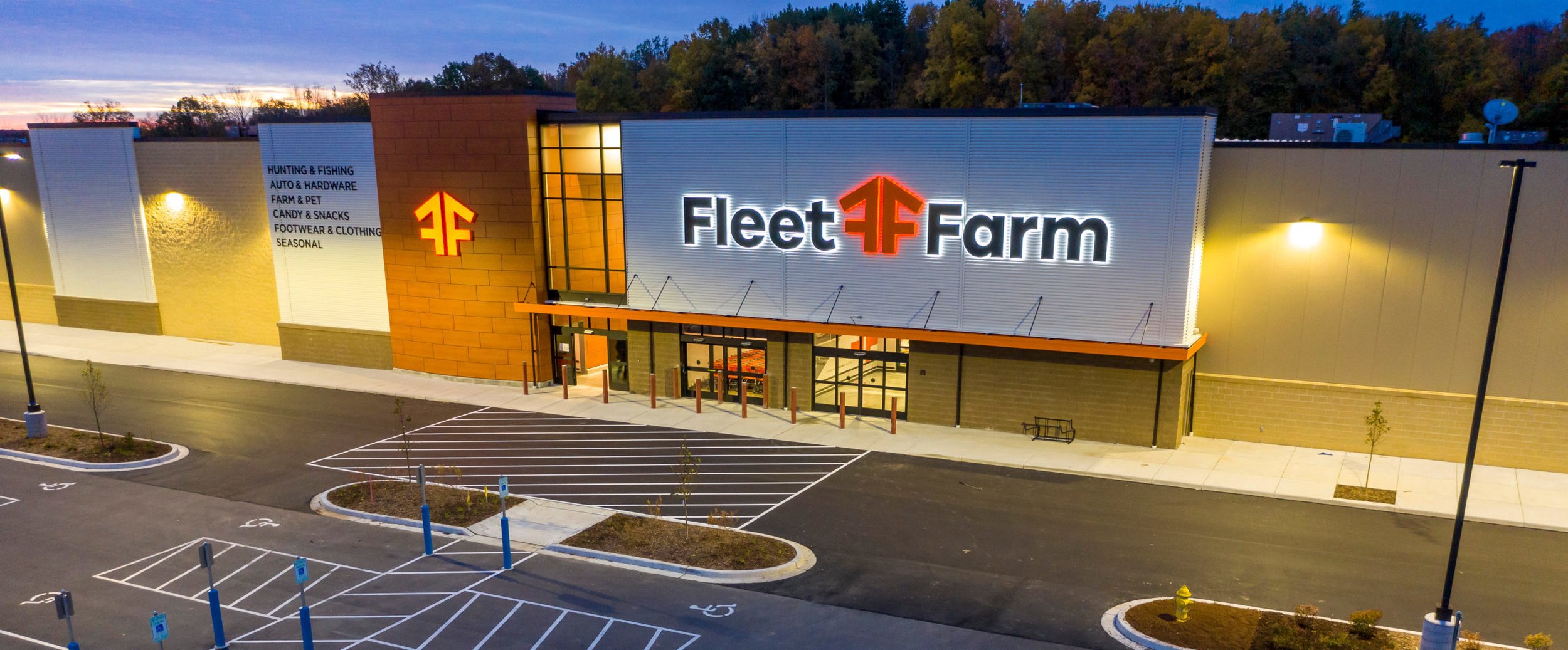 Fleet Farm West Bend.jpg