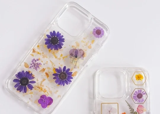 Craft Club Studio Floral Resin Phone Case Workshop