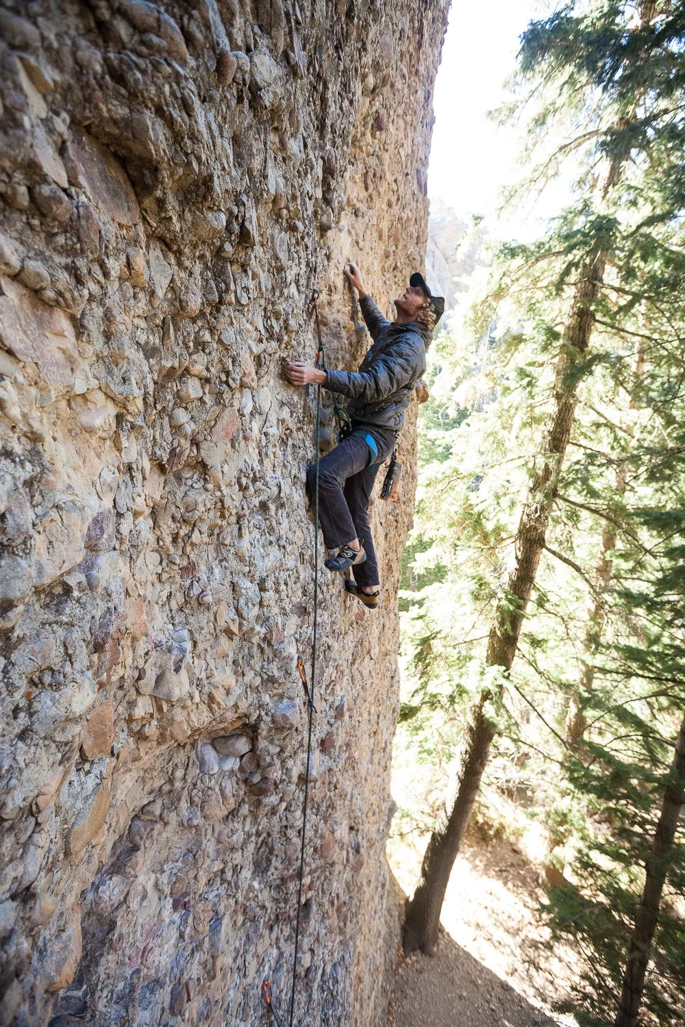 Climbing_at_Maple_Canyon_11092014-138.jpg