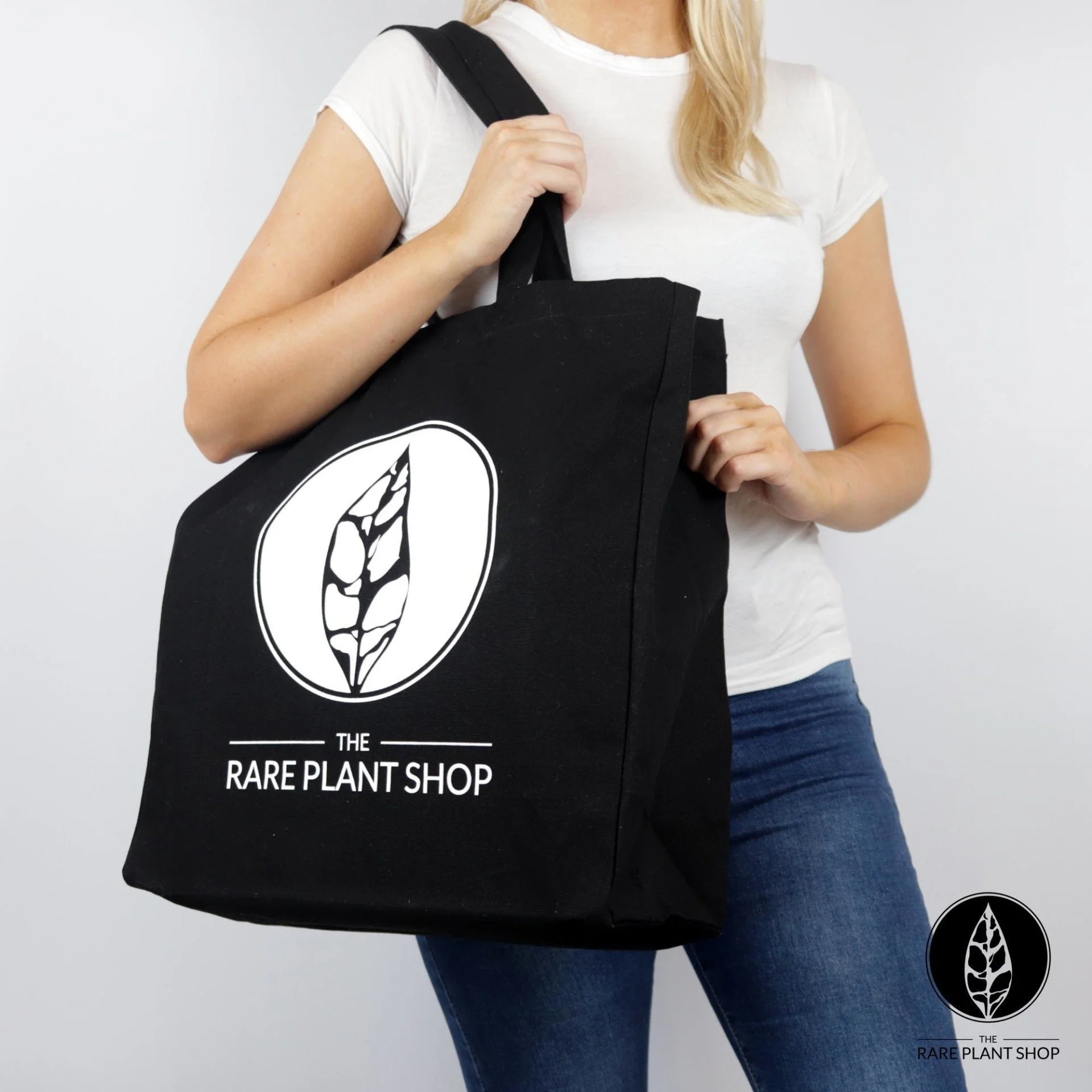 необыкновенный дизайнерский рюкзак. They are bags. What’s in my bag сумка тоут. They are bags. девушка с холщовой сумкой.
