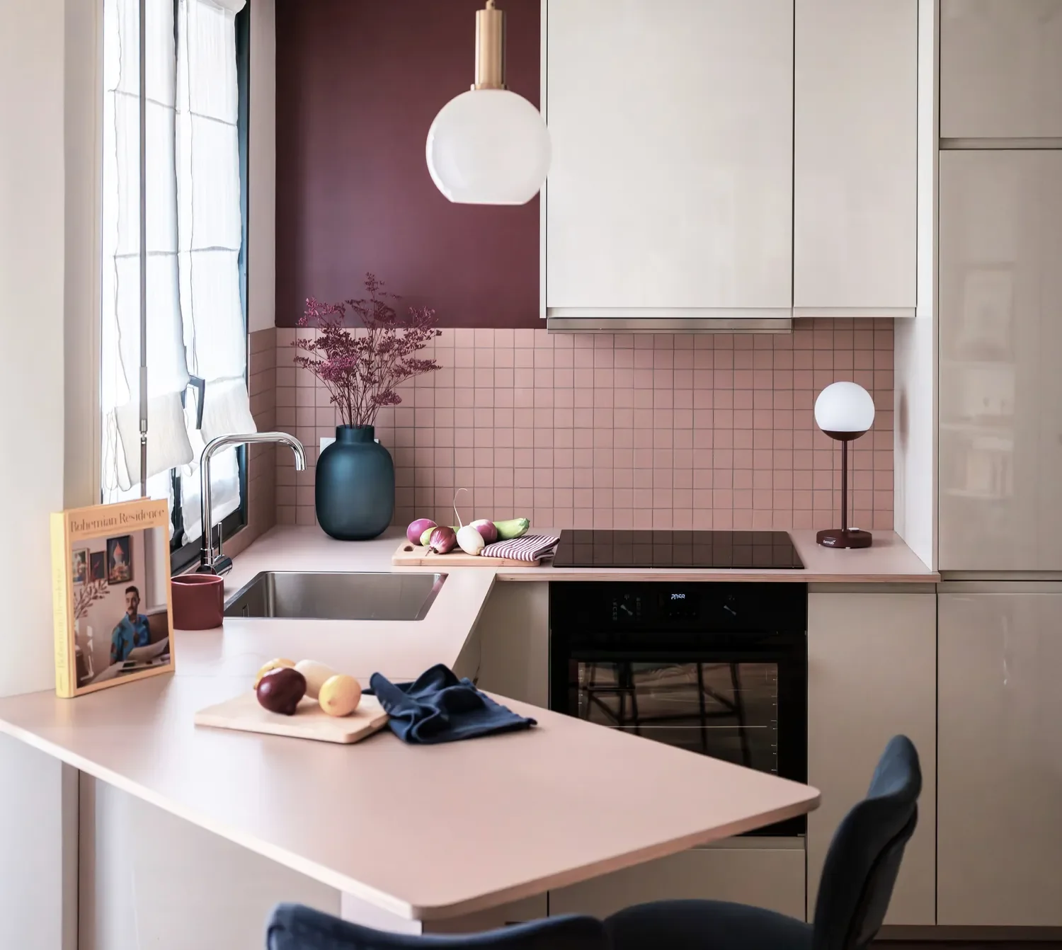 Cuisine ouverte sur le séjour, rénovation d'appartement à Vincennes