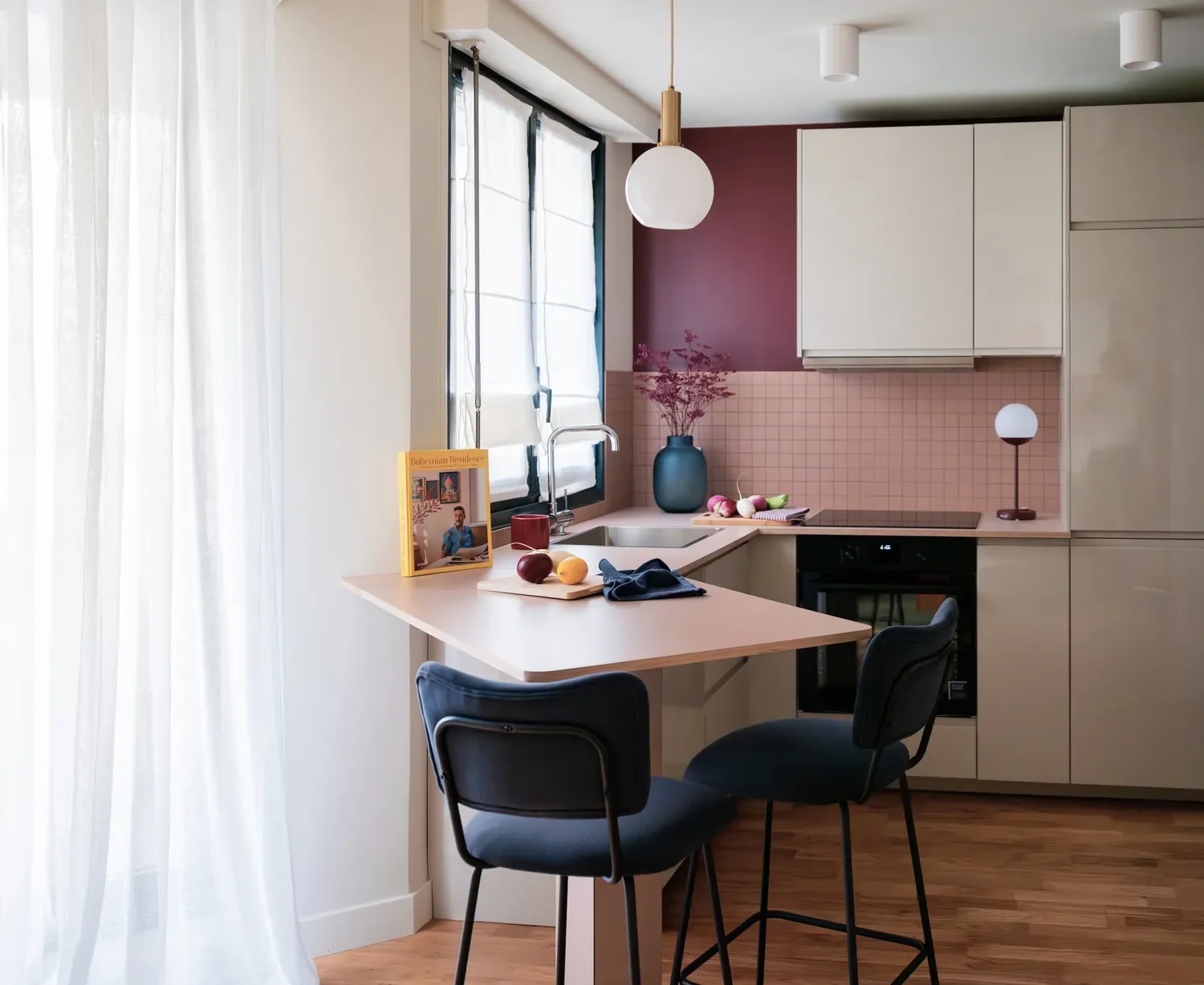 Séjour avec coin repas, rénovation d'appartement à Vincennes
