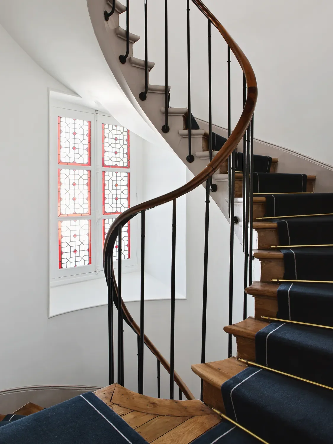 Escalier restauré, rénovation de maison de maître à Croissy-sur-Seine