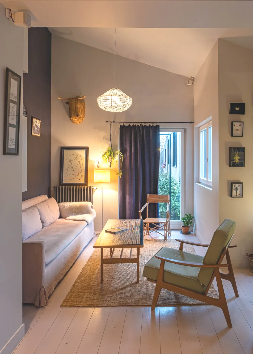 Salon chaleureux, rénovation de maison à Montreuil