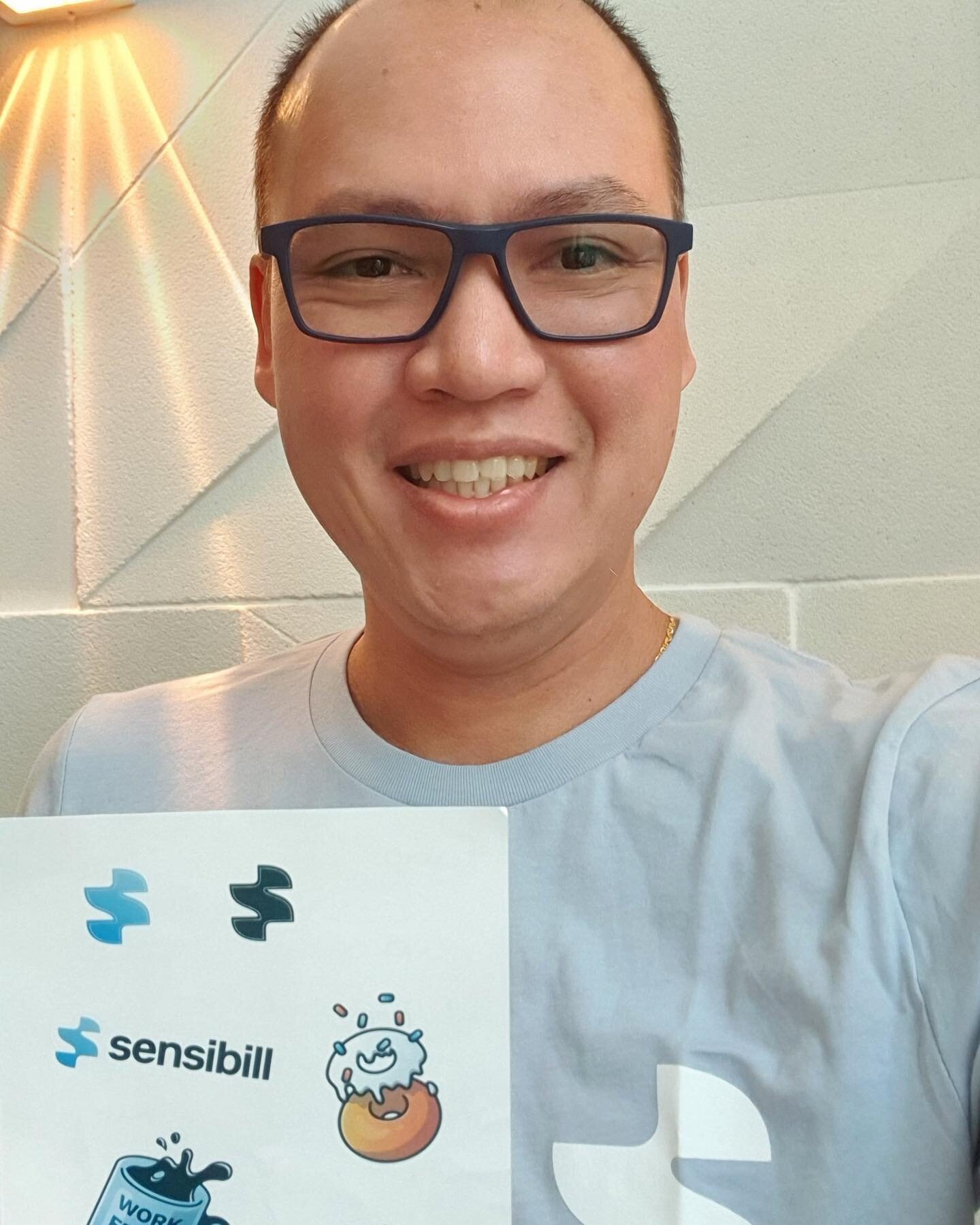 Meet Fabio Yamada, our Senior API Engineer in Backend. Two weeks in and Fabio is rocking the Sensibill Swag 🥰. Welcome to the team and looking good, Fabio! If you&rsquo;re interested in joining him, check out our Careers page in our bio. 
.
.
.
#hir