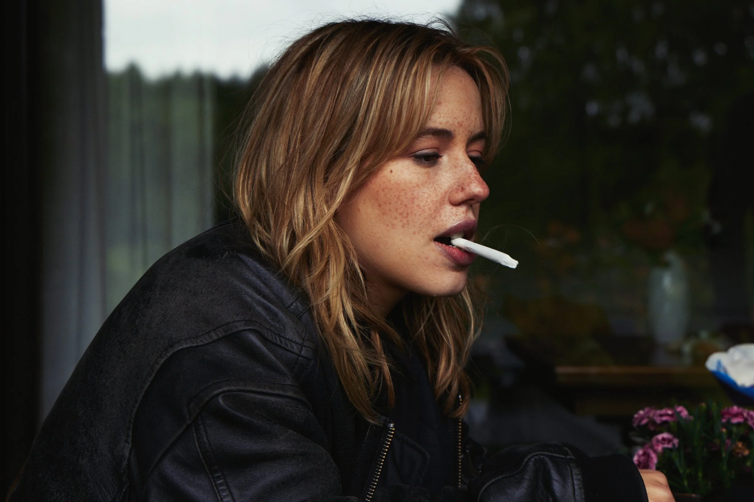linny smoke 2.jpg