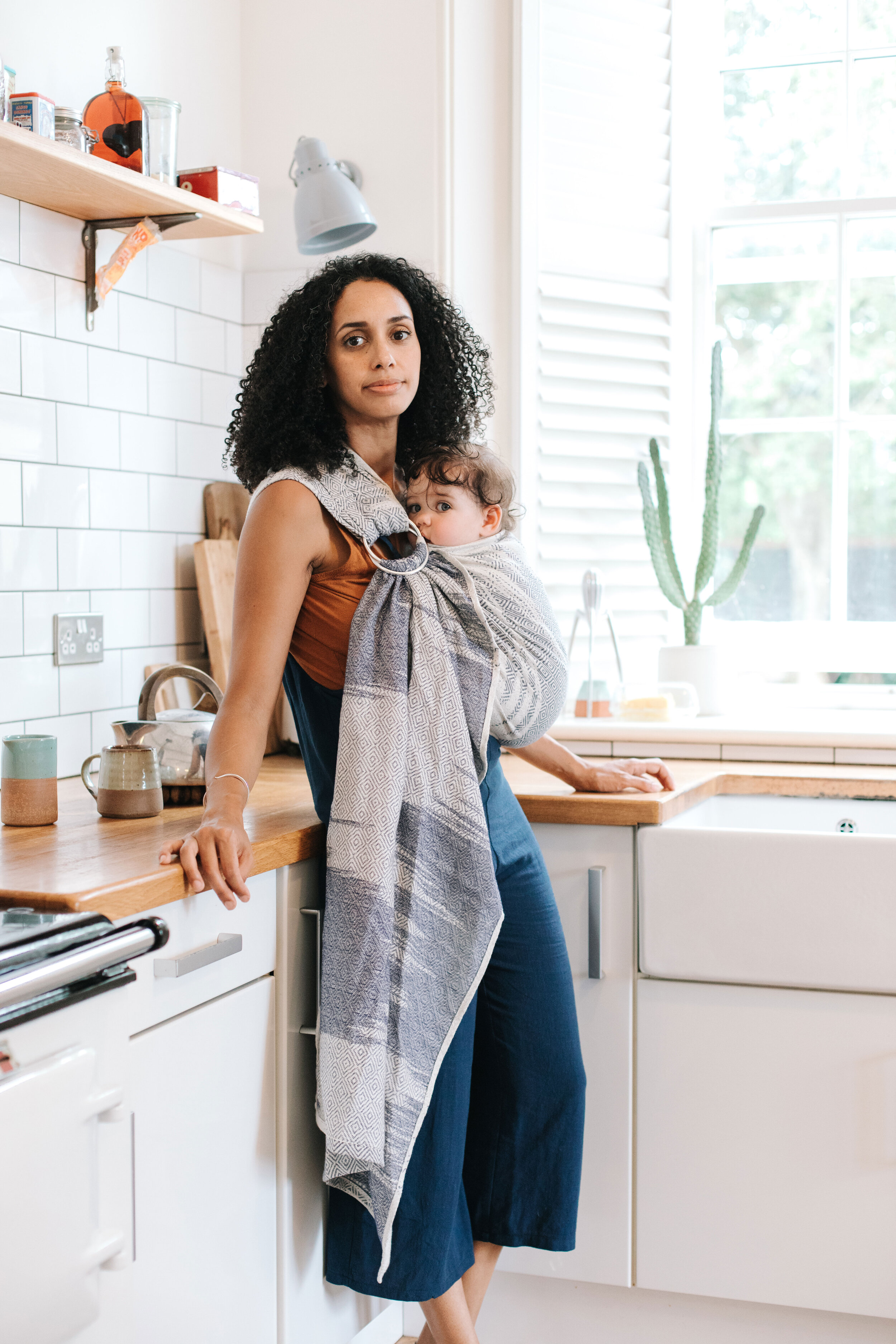 Womens Wrap Shot Oscha Slings Commercial Photography