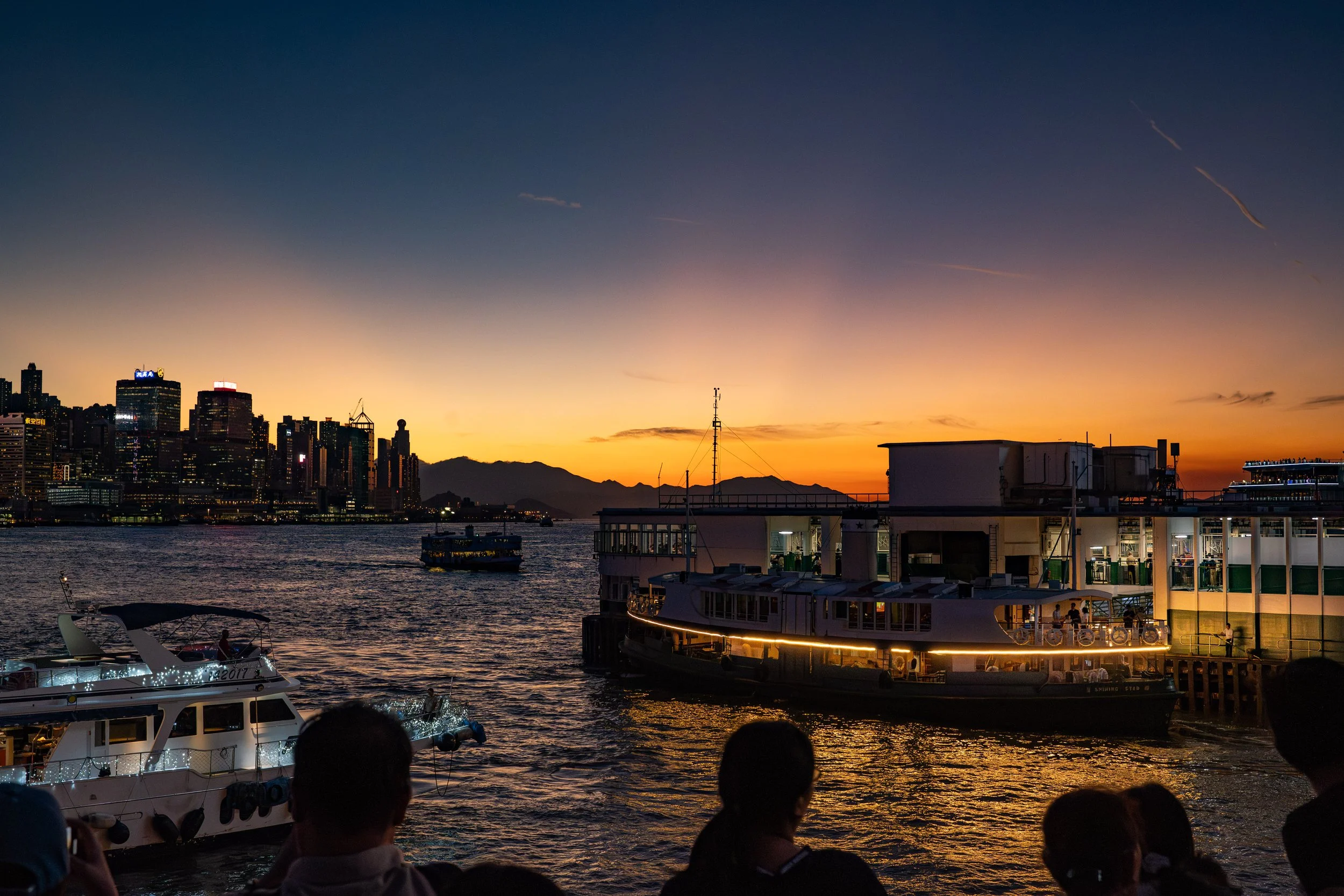 Amazing sun burst rays over Victoria Harbour