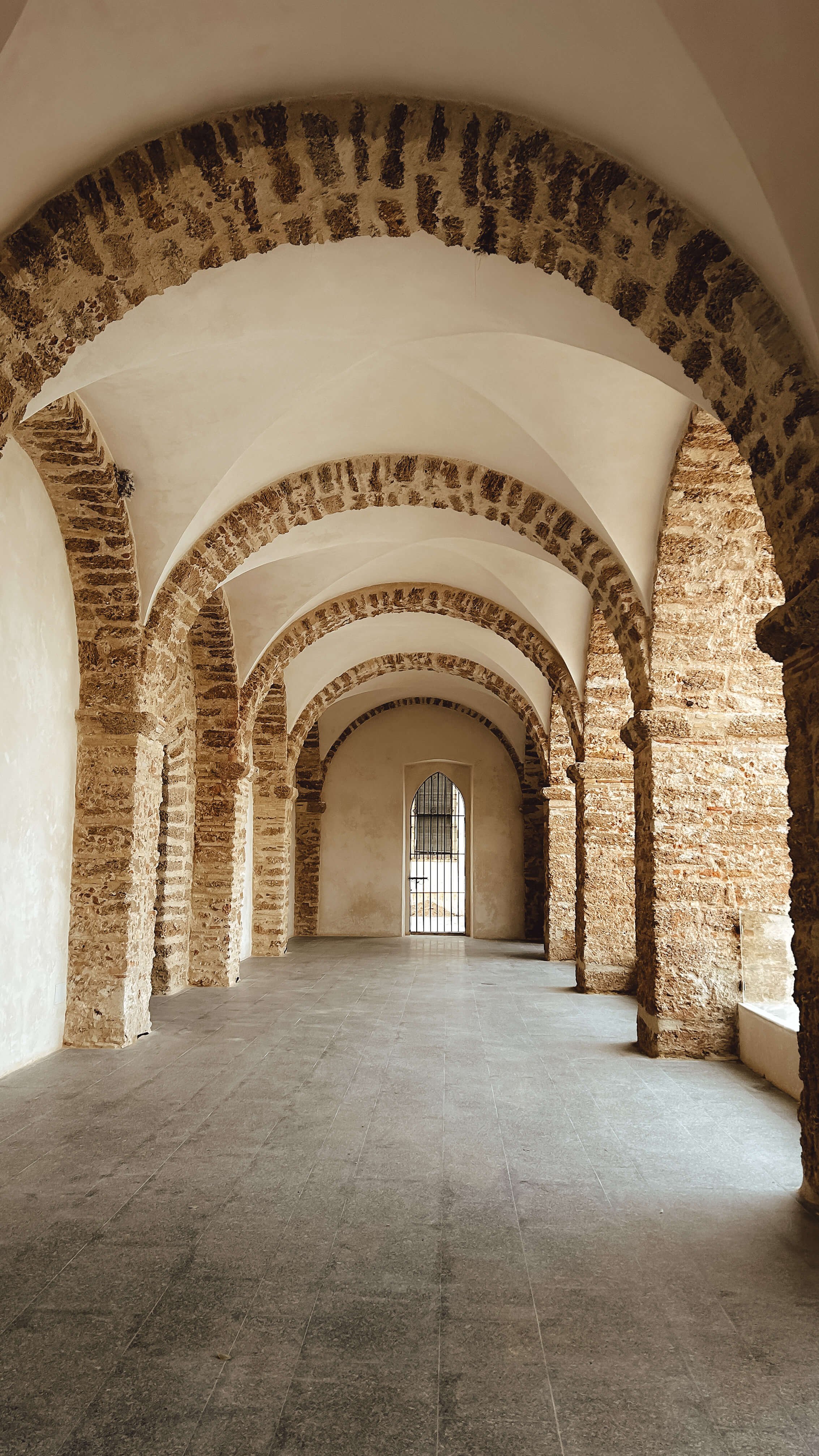 things-to-do-chipiona-castle-archway.jpg