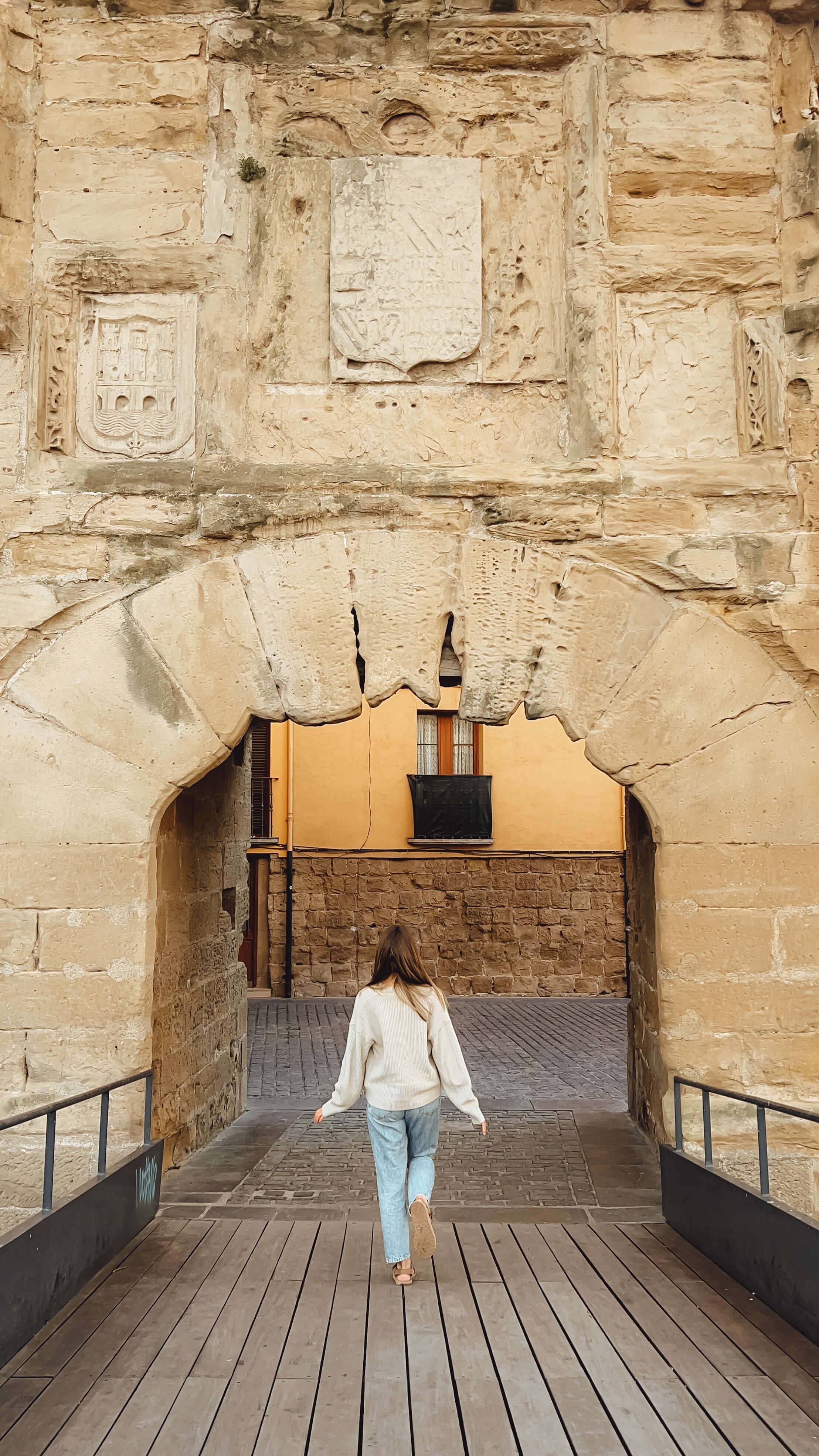 things-to-do-logrono-rioja-medieval-walls-lesley.jpg