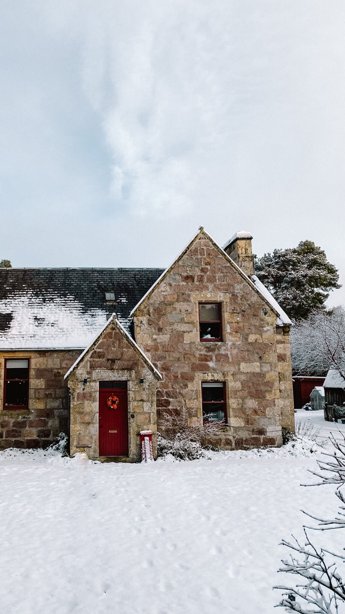 scotland-in-winter-cottage.jpg