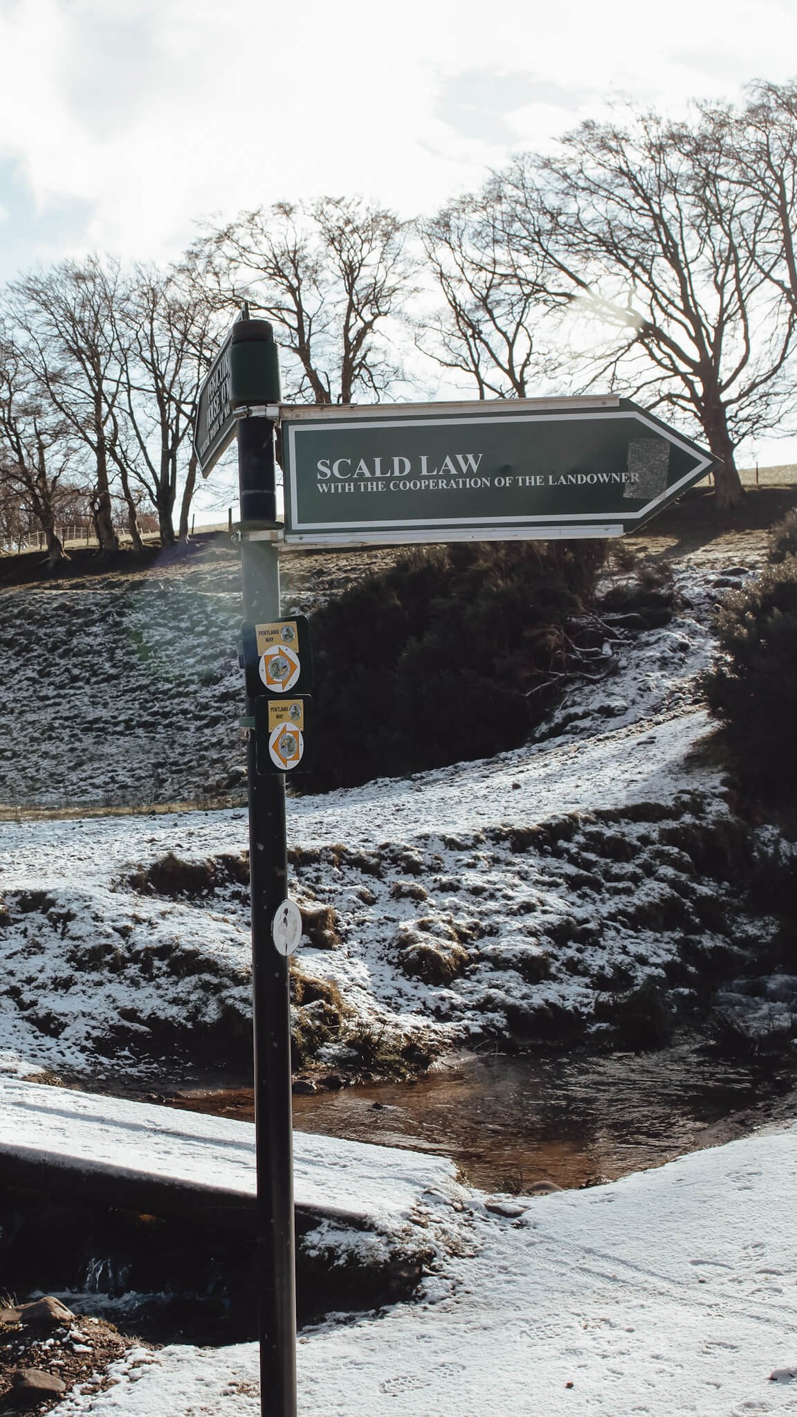 pentlands-edinburgh-winter-walk-signpost.jpg