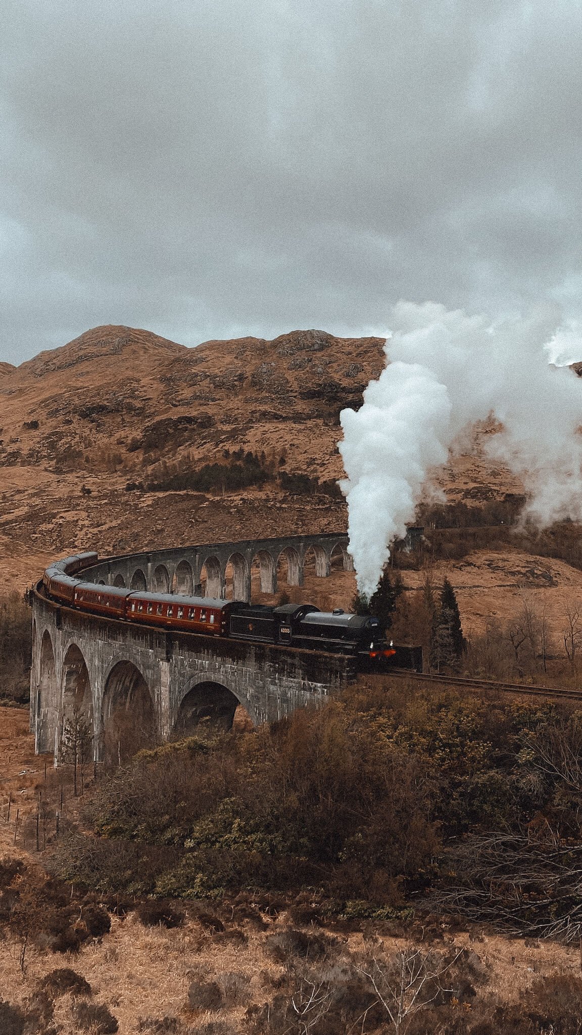 glenfinnan-harry-potter-steam-train-photography-viewpoints.jpg