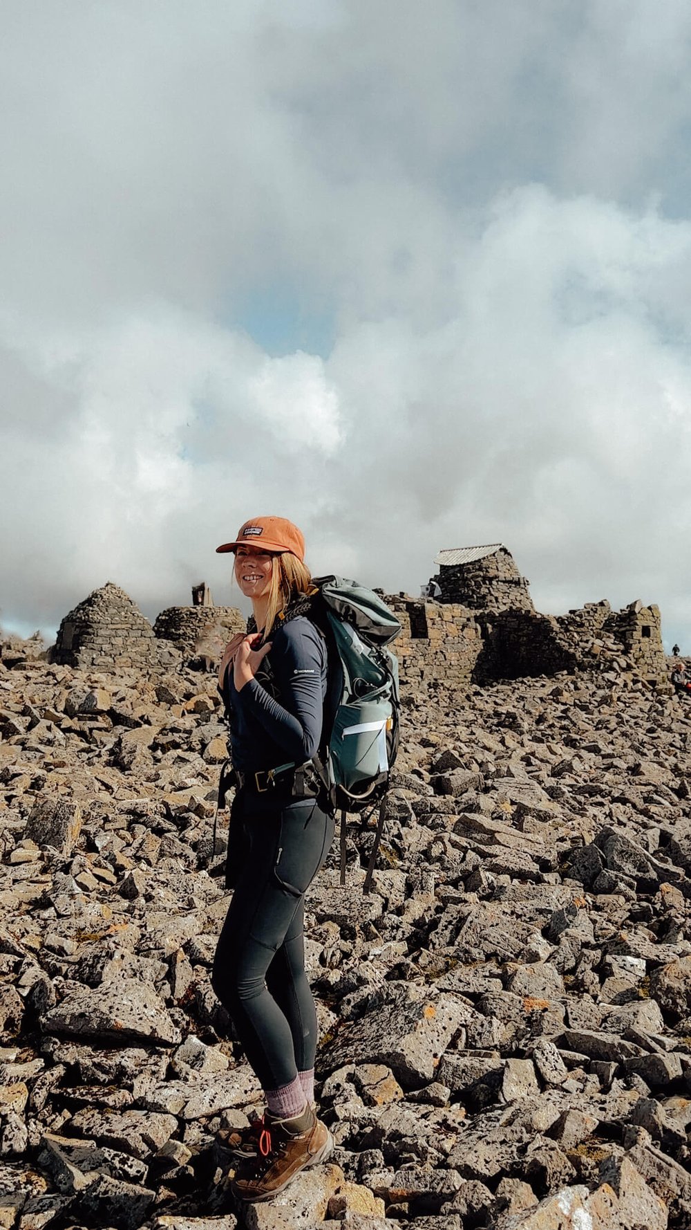 how-to-climb-ben-nevis-lesley-wanders-summit.jpg